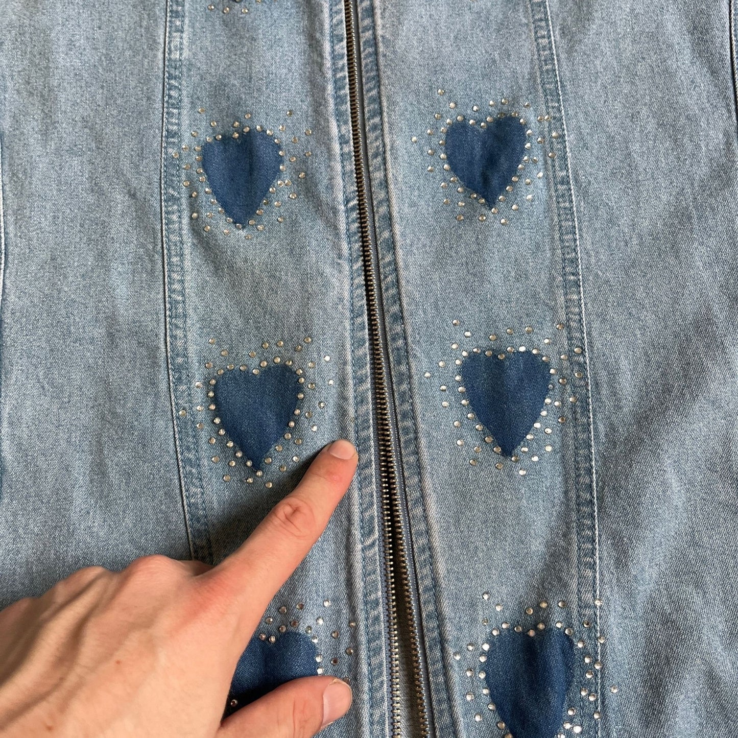 90s chambray zip up jacket by C.D. Daniels in size 3X, vintage denim heart patterned jacket with rhinestones and jewels