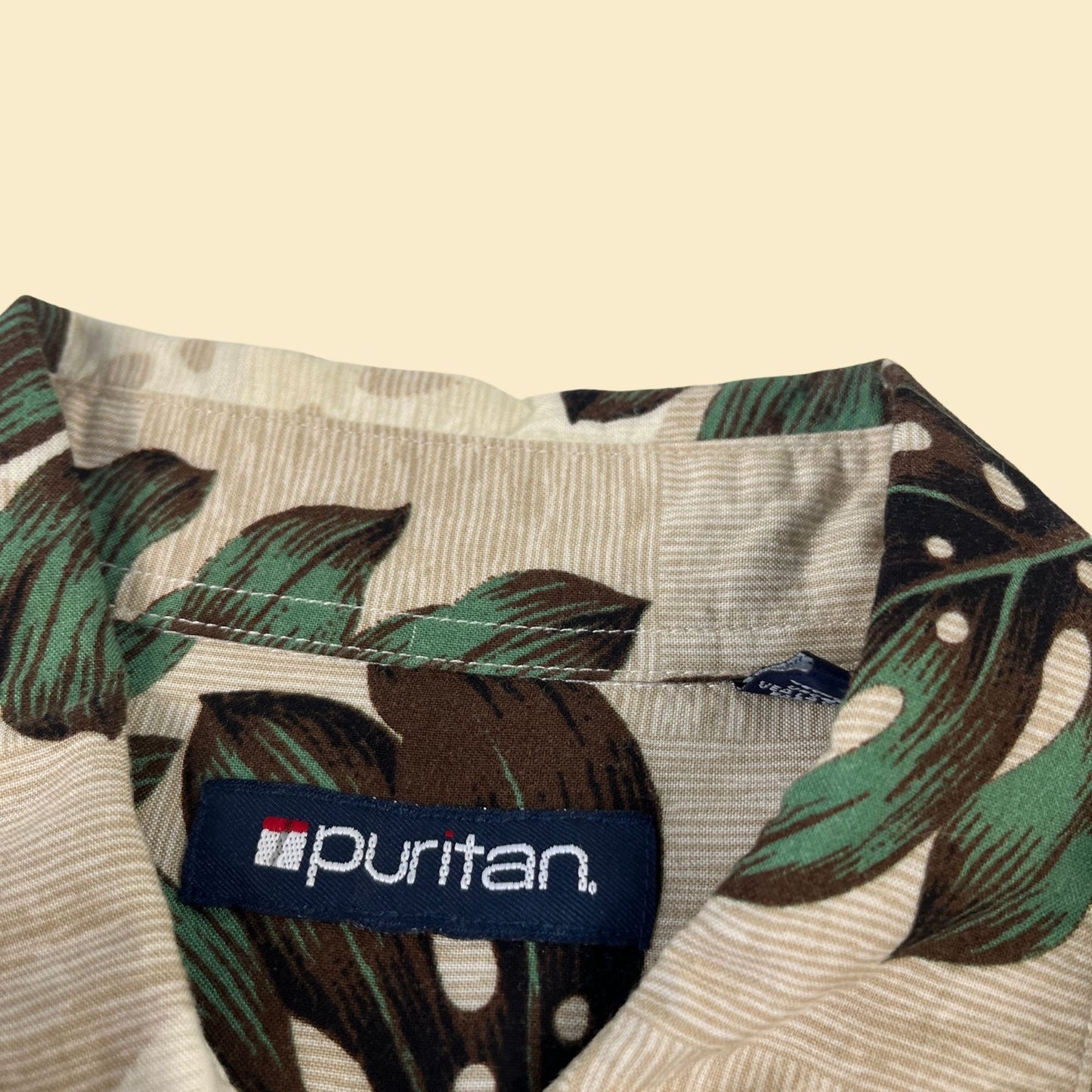 1990s leaf shirt in size L by Puritan, vintage men's 90s leaf patterned casual short sleeve rayon button down