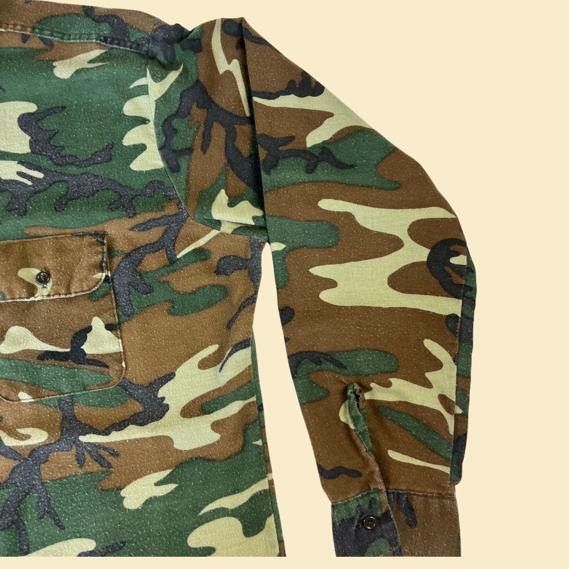 80s camouflage shirt by Sunshine Mountain Products, size L vintage 1980s camo button down hunting shirt