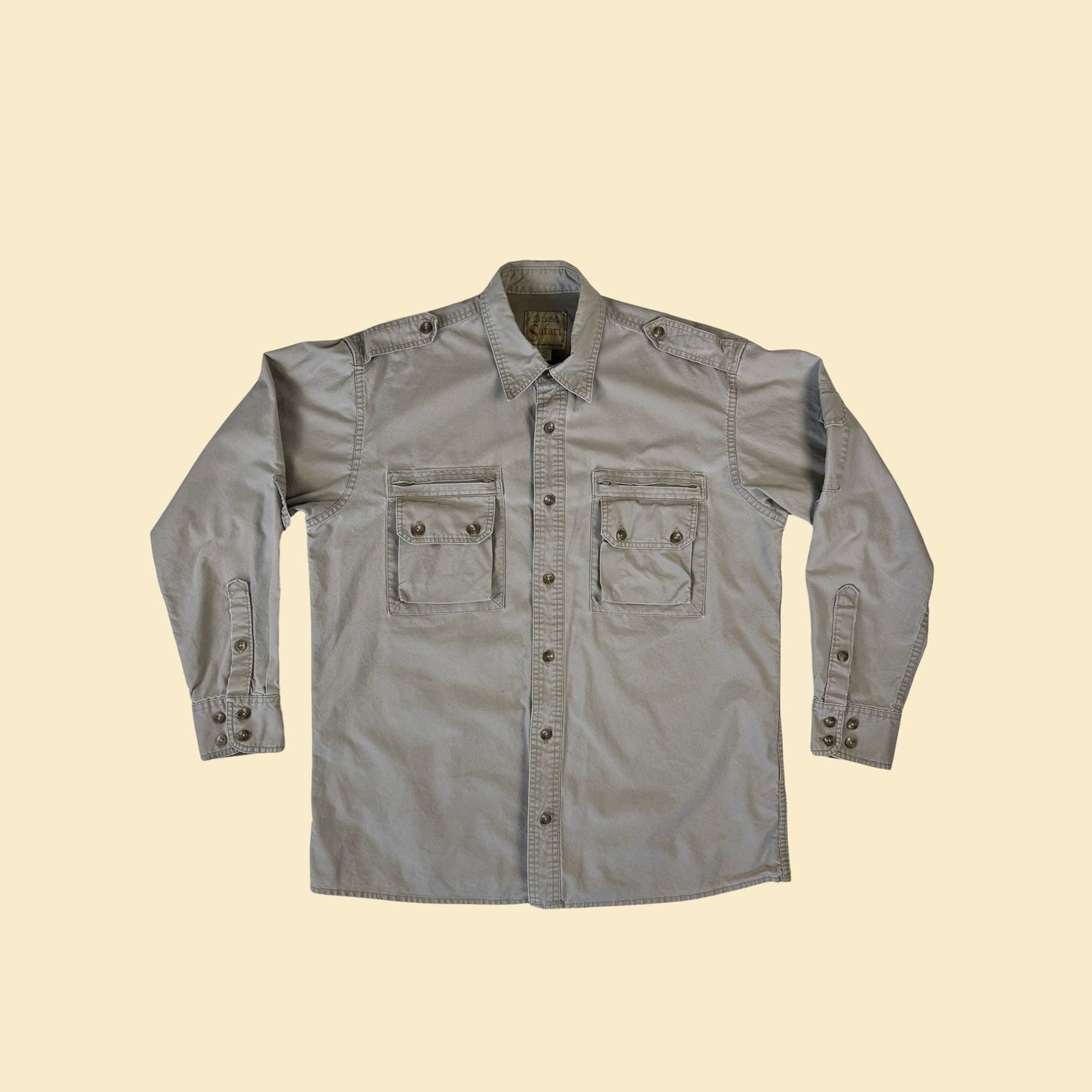 1990s Cabela's Safari Series shirt, size M khaki vintage 90s men's button down rugged outdoors shirt