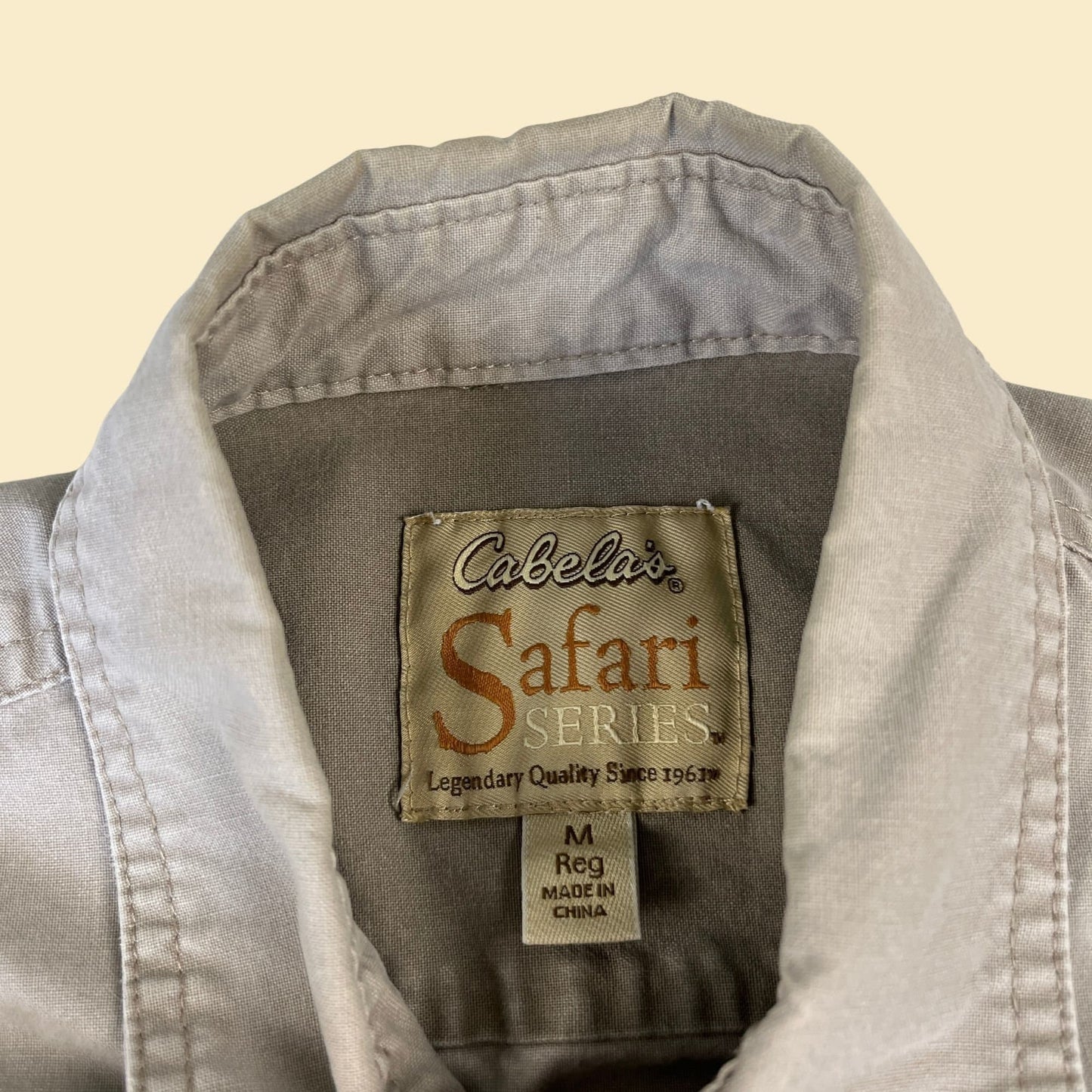 1990s Cabela's Safari Series shirt, size M khaki vintage 90s men's button down rugged outdoors shirt