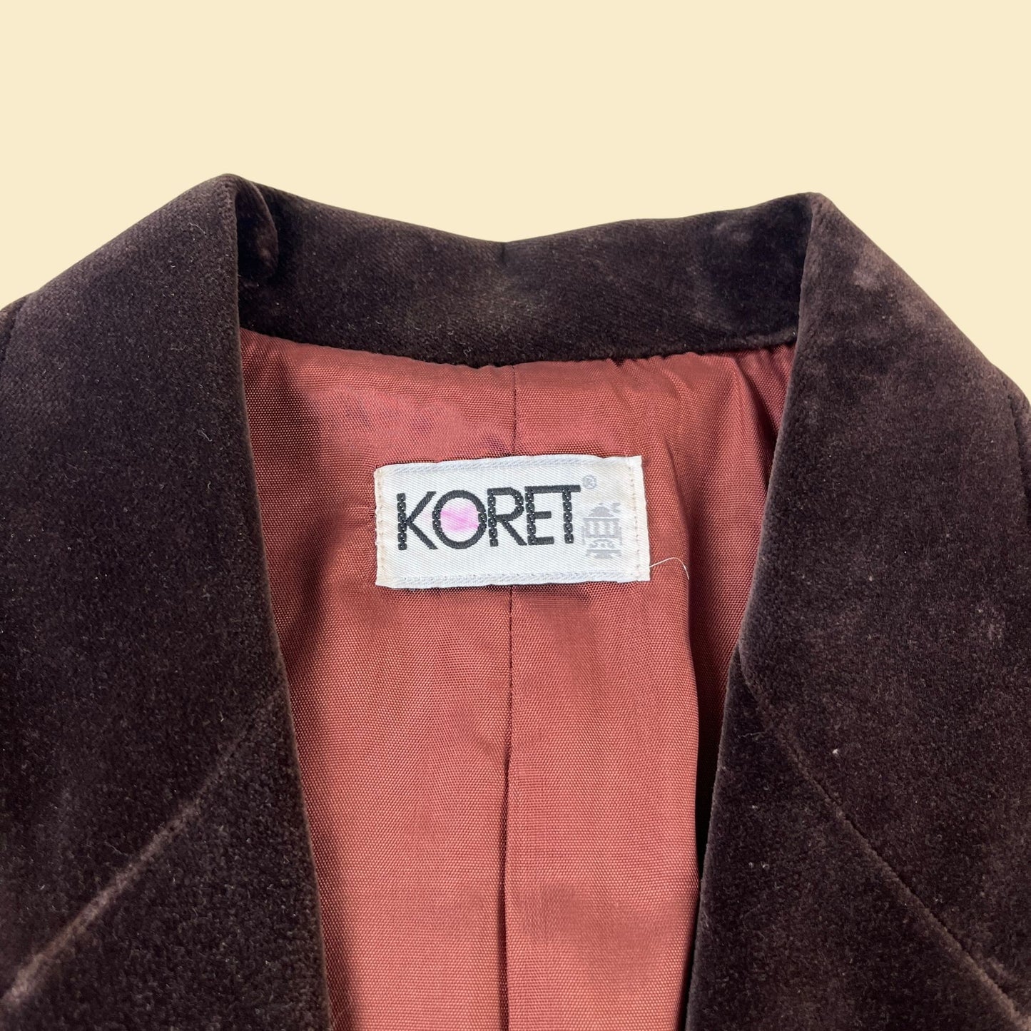 1980s velvet brown women's blazer by Koret, vintage 80s velour blazer jacket w/ front pockets & buttons