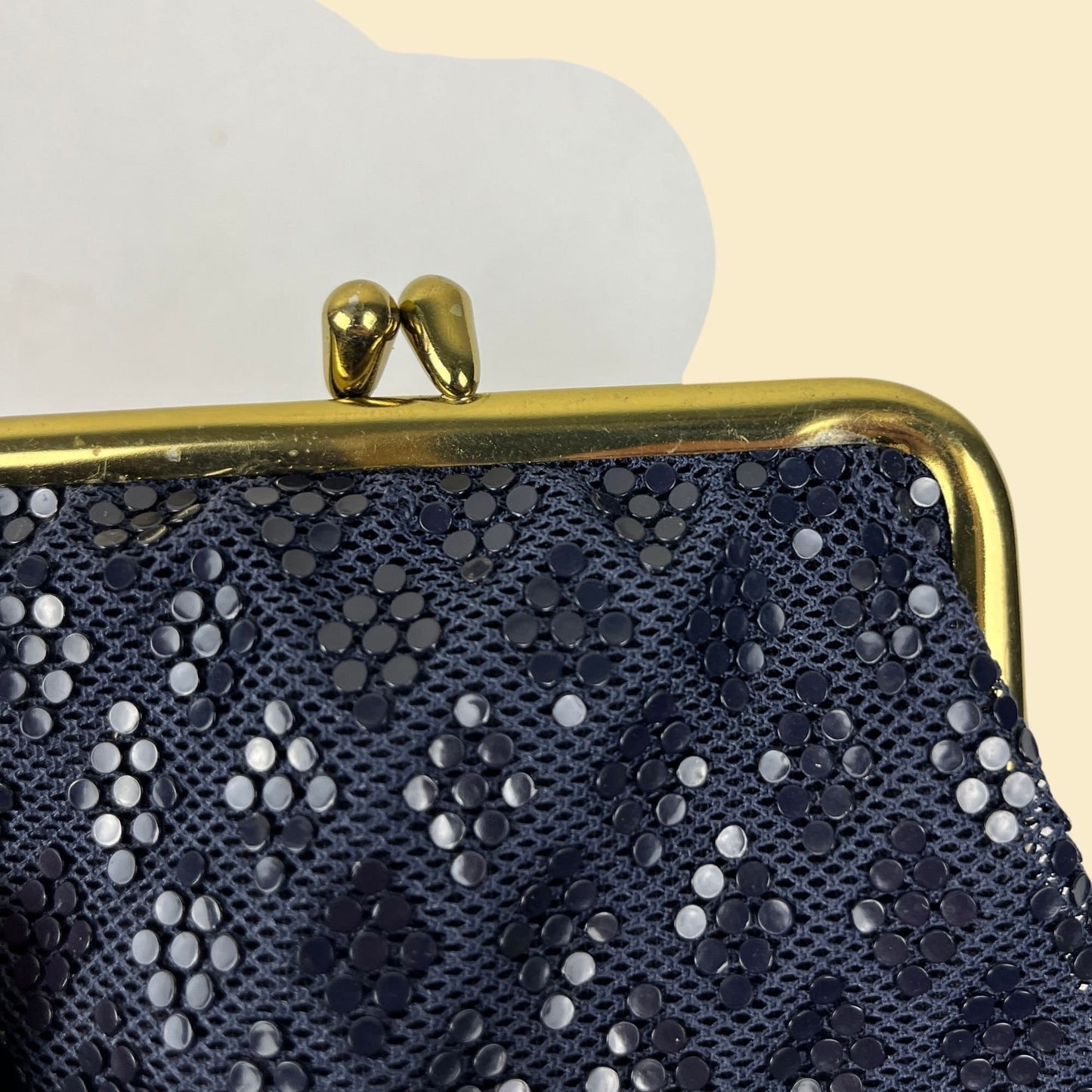 1970s blue & gold coin pouch, vintage 70s dark blue kiss lock coin purse