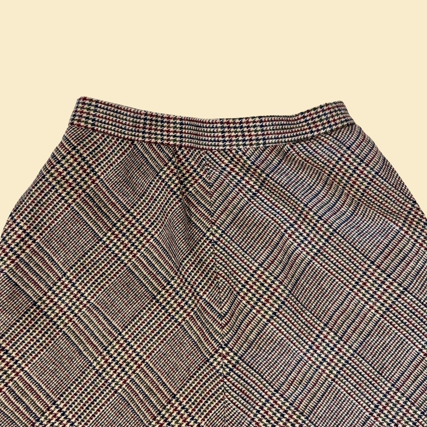 1980s wool midi skirt by The Villager, size 12 vintage 80s glen plaid brown & burgundy skirt