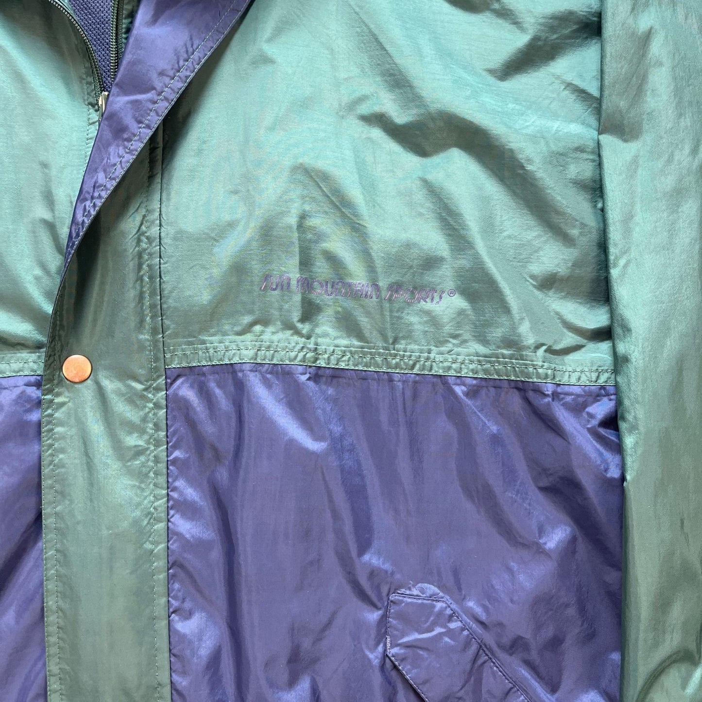 1990s XL windbreaker jacket by Sun Mountain Sports, blue & green vintage 90s zip up trainer jacket