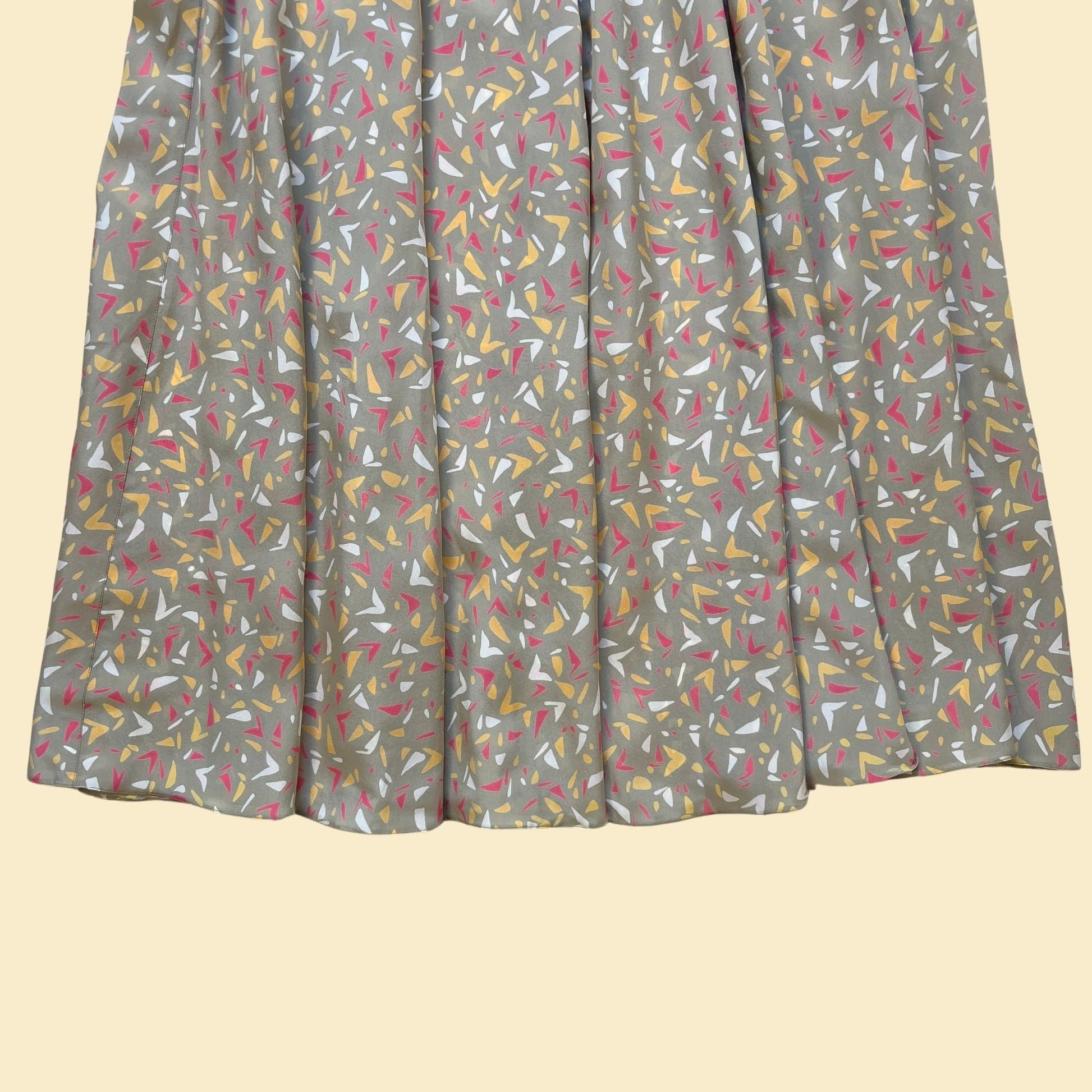 1980s Italian silk maxi skirt by Andrea Fezza, size 10 novelty print beige/pink/orange geometric ankle length skirt