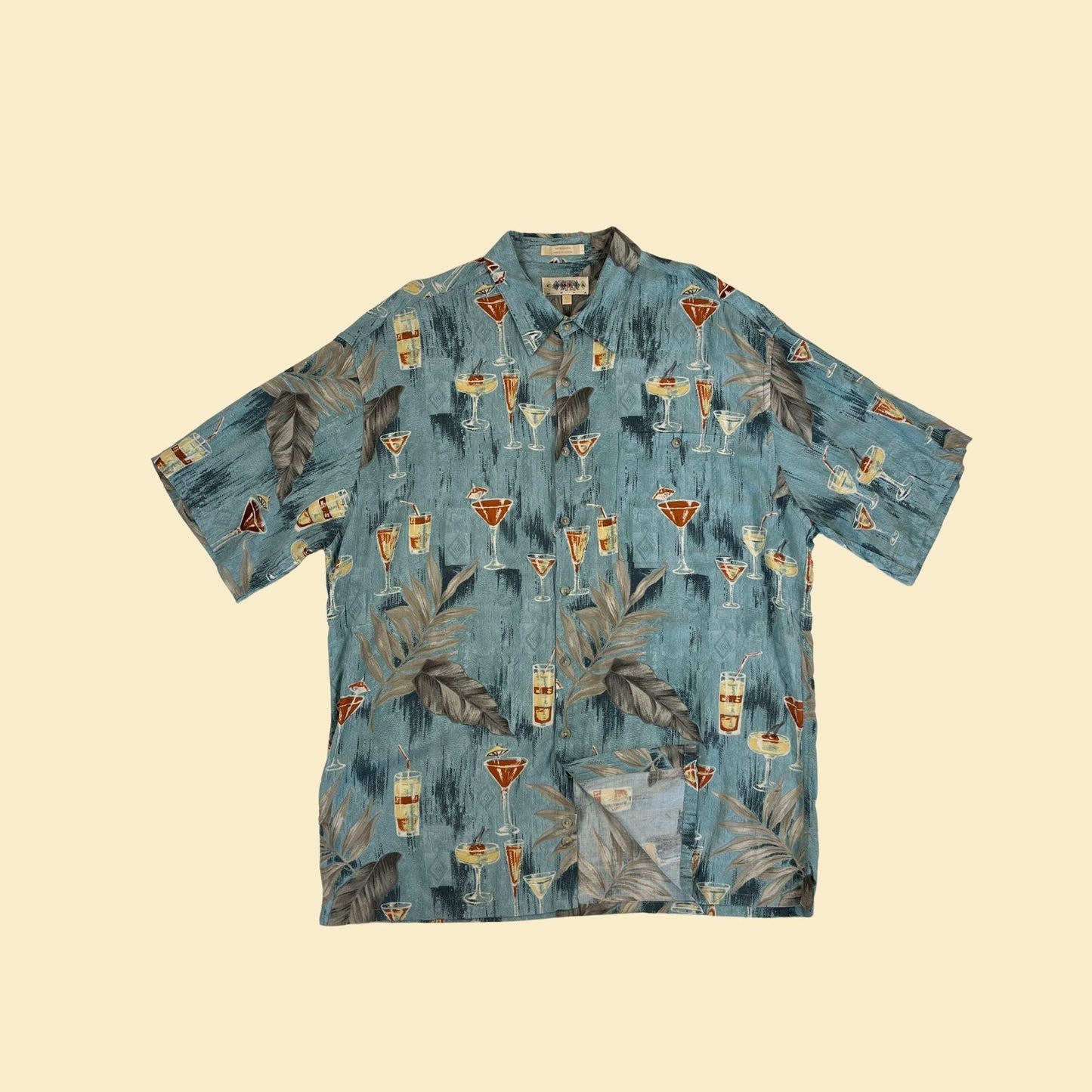 1990s XL cocktail tail by Campia Moda, vintage 90s drink patterned men's casual blue button down top