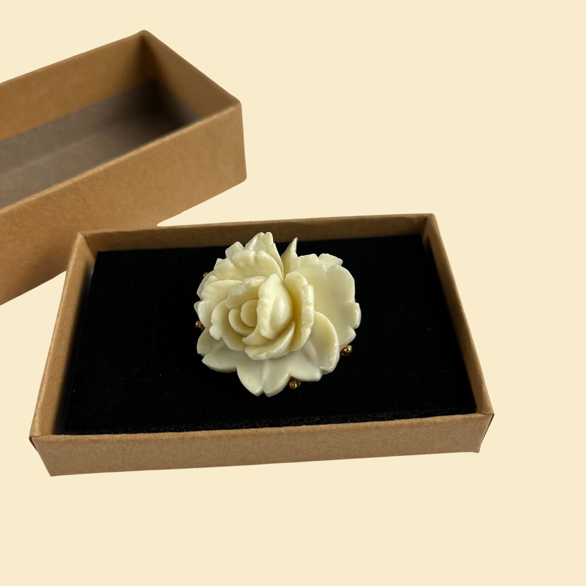 1970s flower brooch/pin by Jonette Jewelry (J.J.), vintage white/gold plastic rose pin