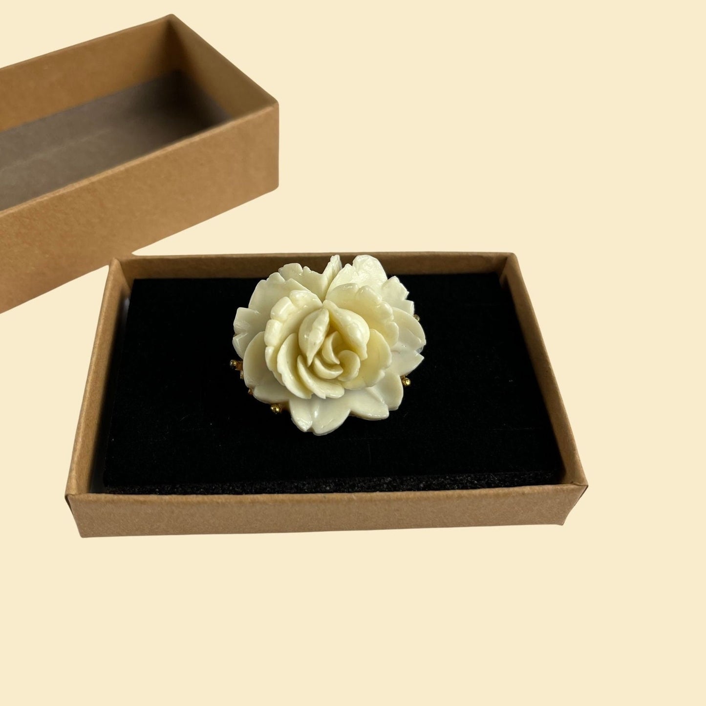 1970s flower brooch/pin by Jonette Jewelry (J.J.), vintage white/gold plastic rose pin