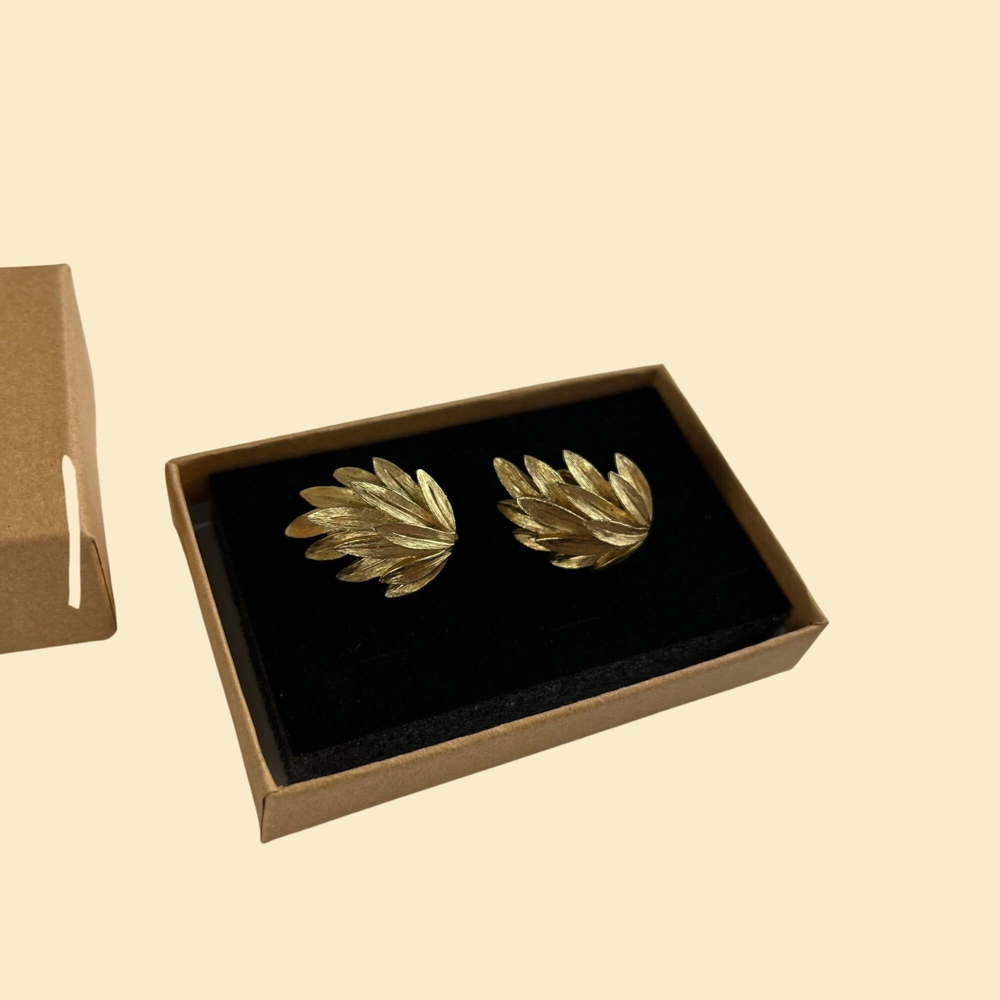 70s Trifari leaf earrings, vintage 1970s gold-toned abstract leaf clip on earrings