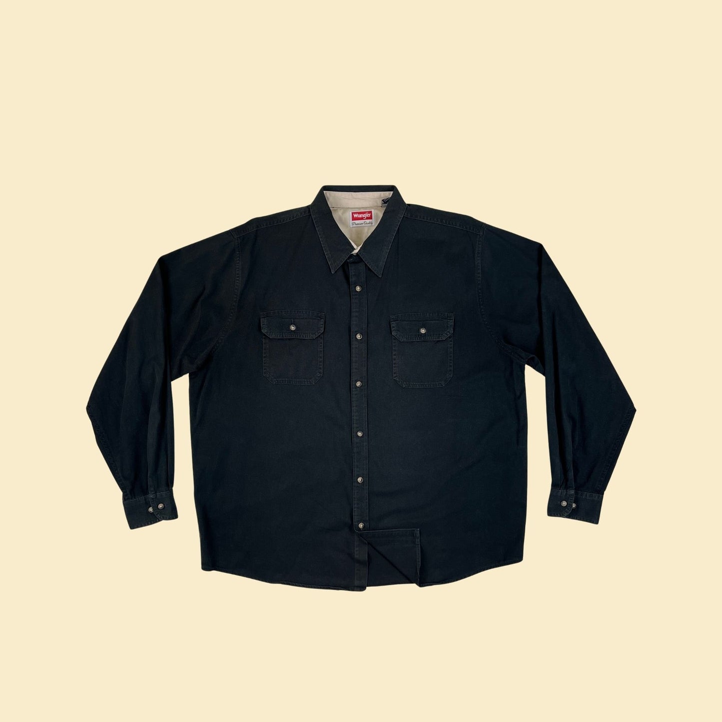 2000s Wrangler XL button down shirt, solid black vintage Y2K faded black men's cotton shirt