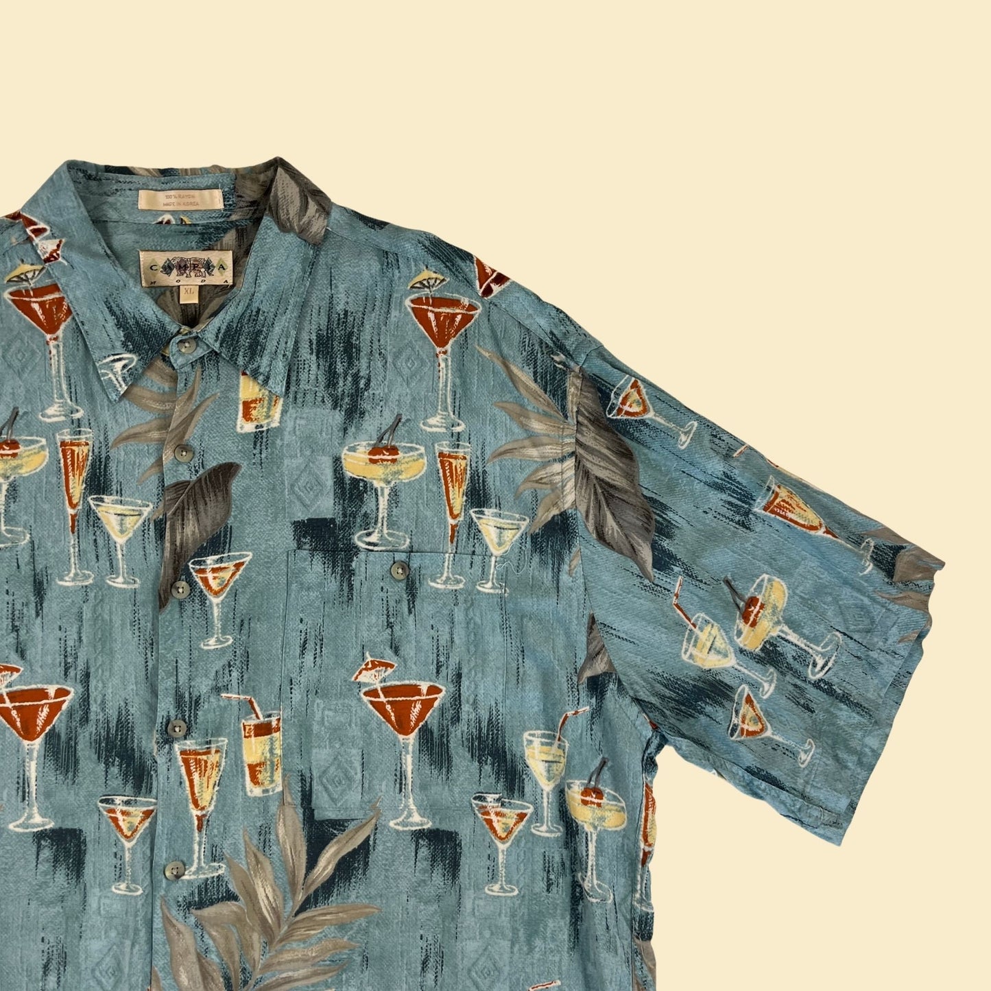 1990s XL cocktail tail by Campia Moda, vintage 90s drink patterned men's casual blue button down top