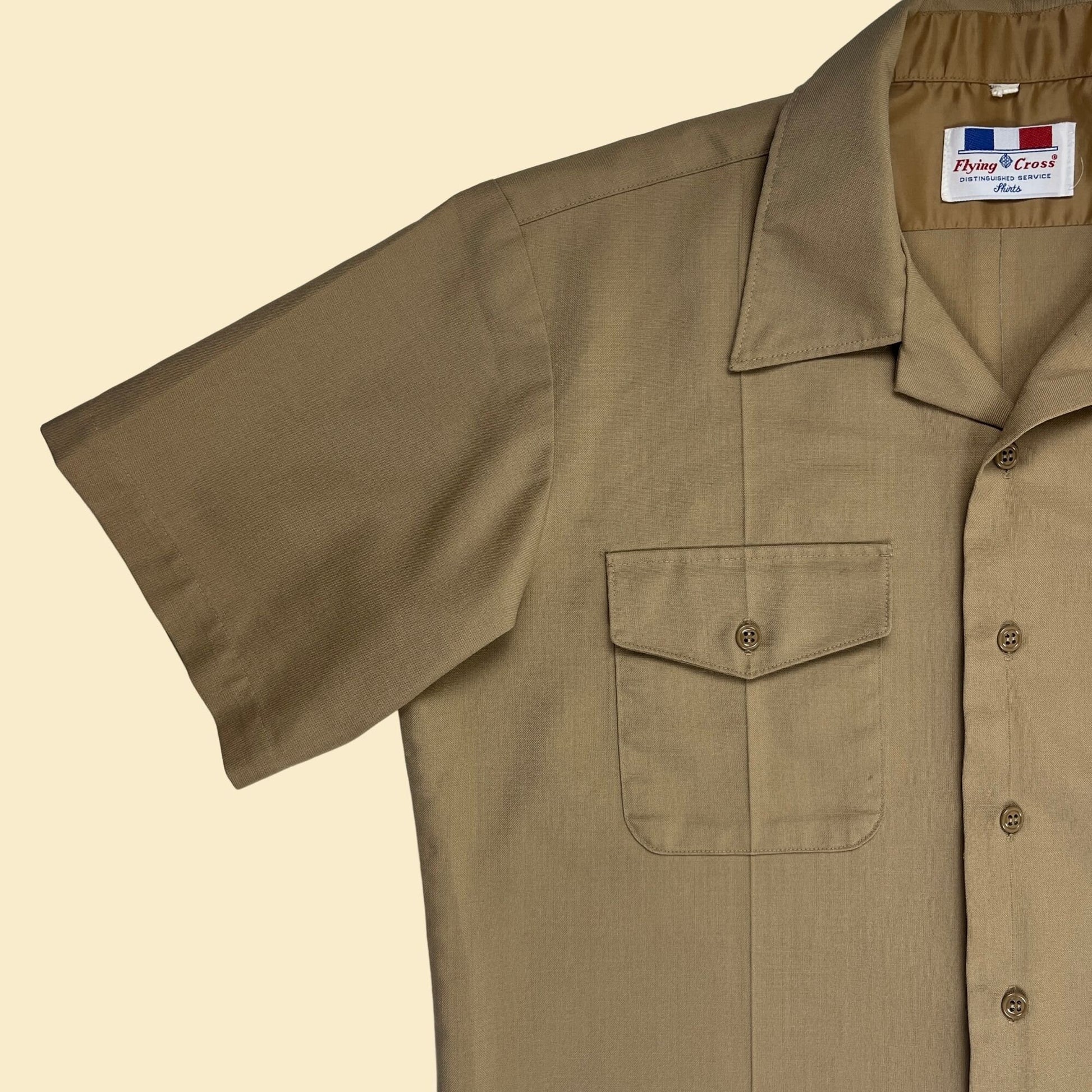 1990s US Navy men's L shirt, vintage 90s khaki short sleeve button down by Weintraub Bros Co