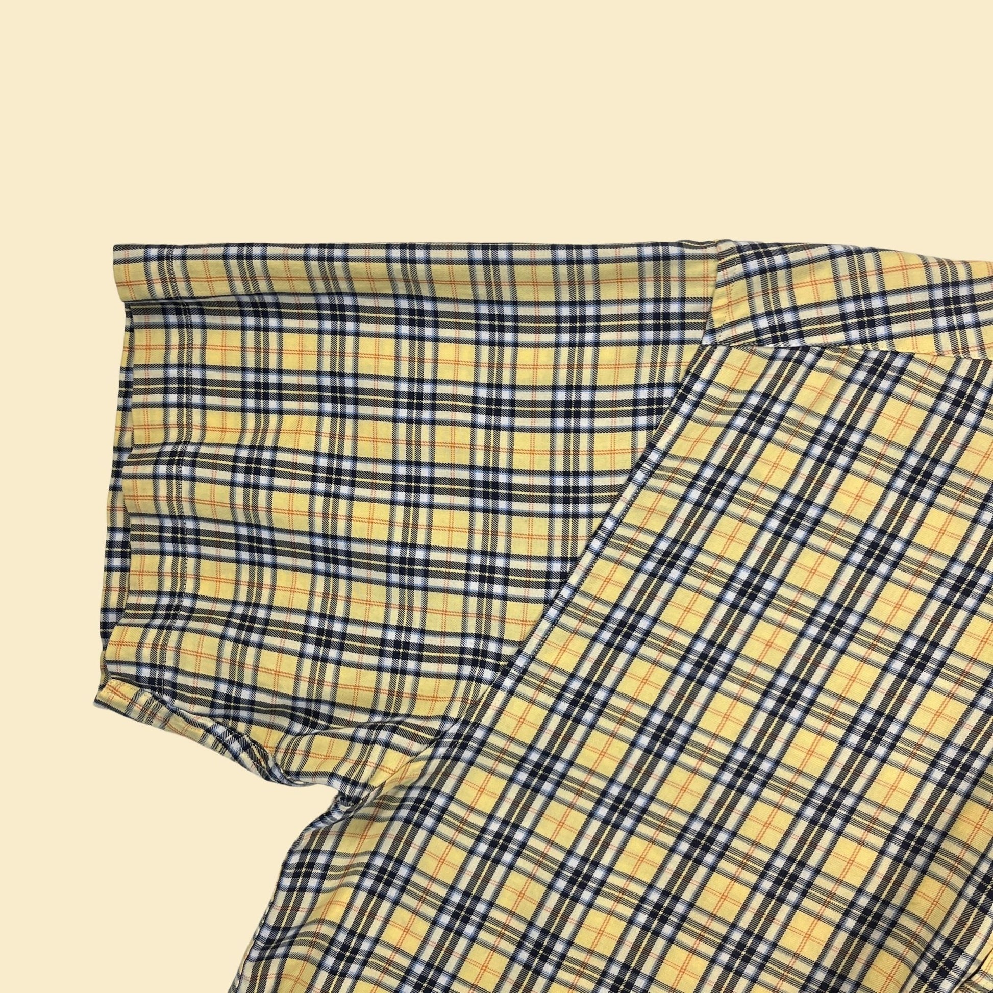 90s/Y2K yellow L shirt by Alexander Julian Colours, vintage plaid men's casual button down top