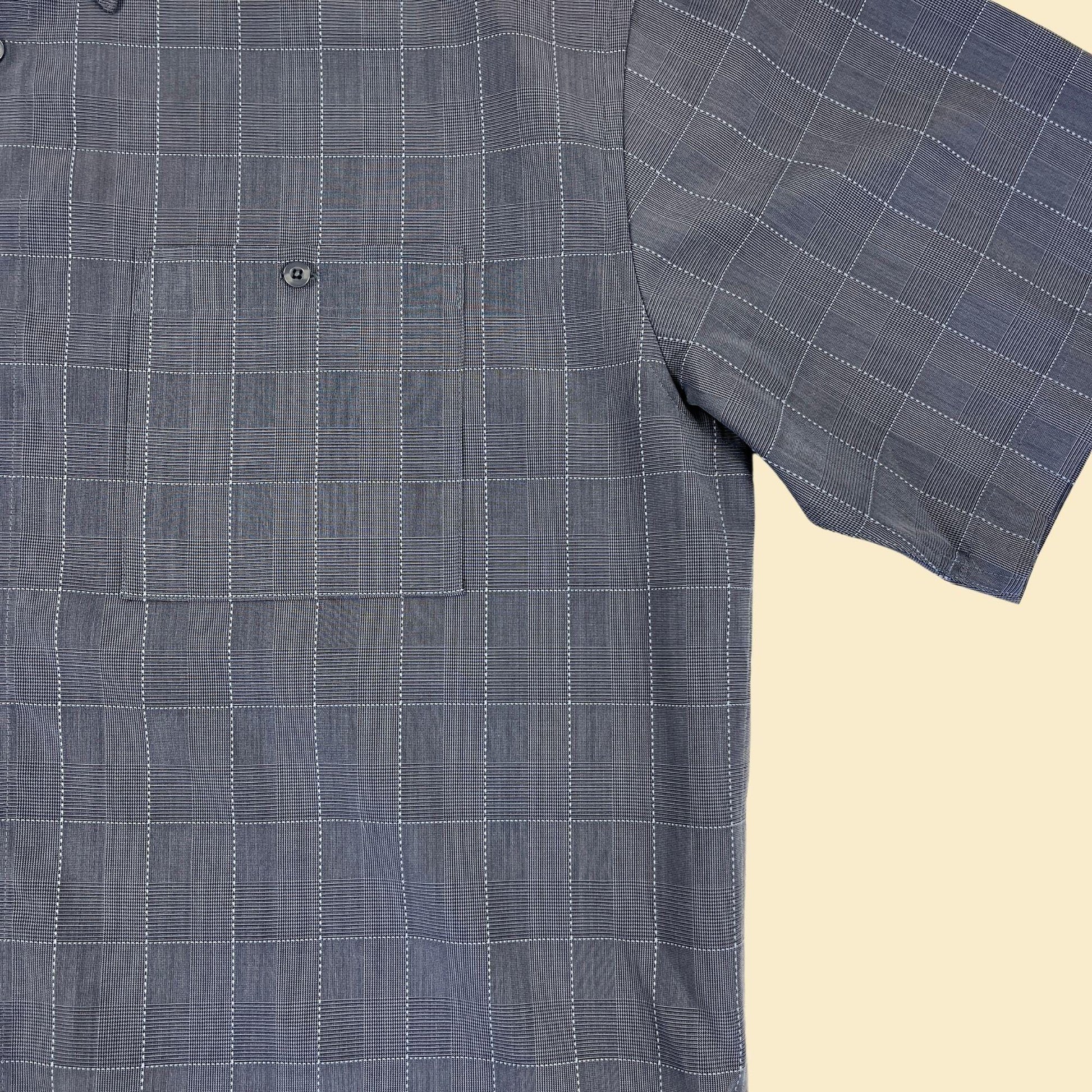 90s/Y2K men's XL shirt, vintage blue grid-patterned short sleeve button down top