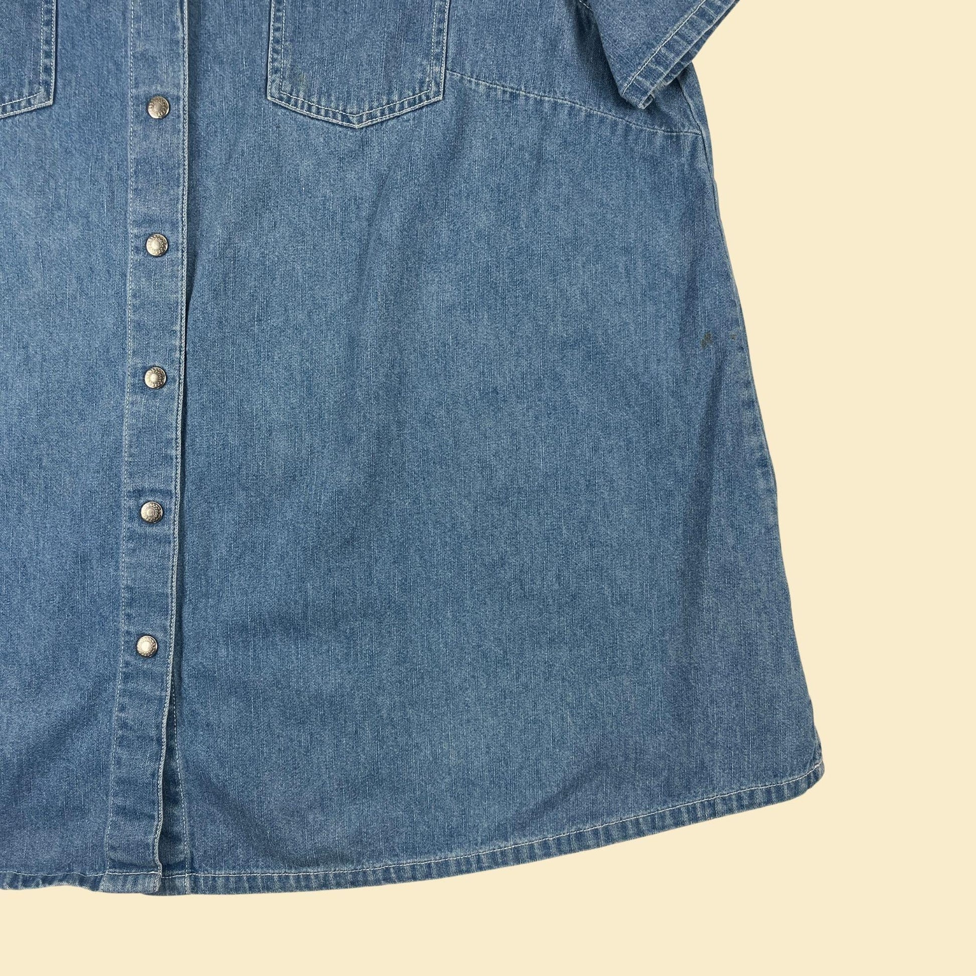 90s/Y2K chambray XL maternity shirt, vintage women's medium wash blue short sleeve by Baby & Me