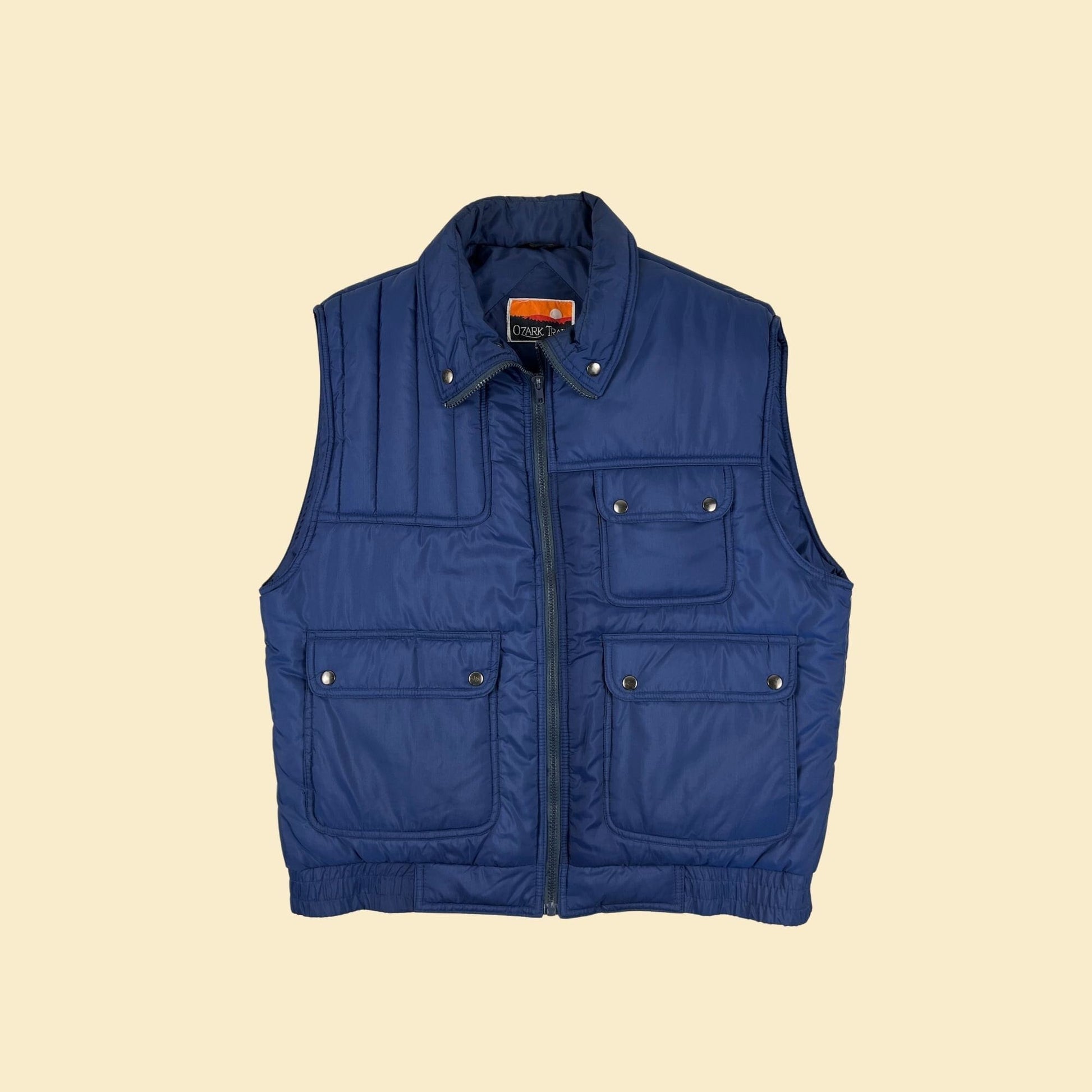 80s/90s L puffer vest, vintage 1990s Ozark Trail solid blue men's zip up puffer