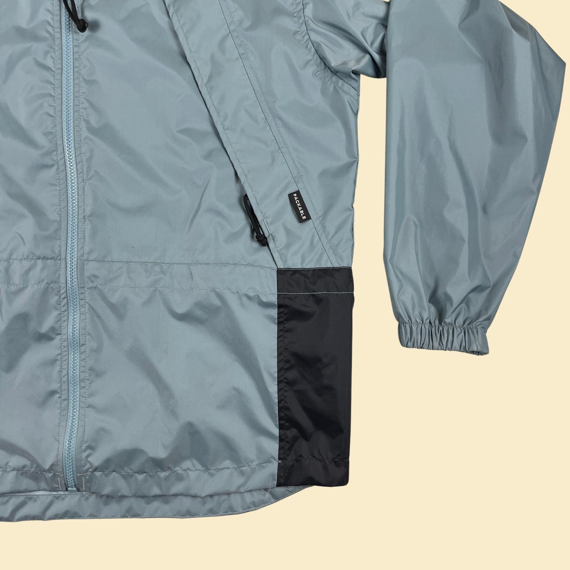 90s/Y2K Columbia Sportswear M windbreaker, vintage women's grey & black zip up track/outdoors jacket