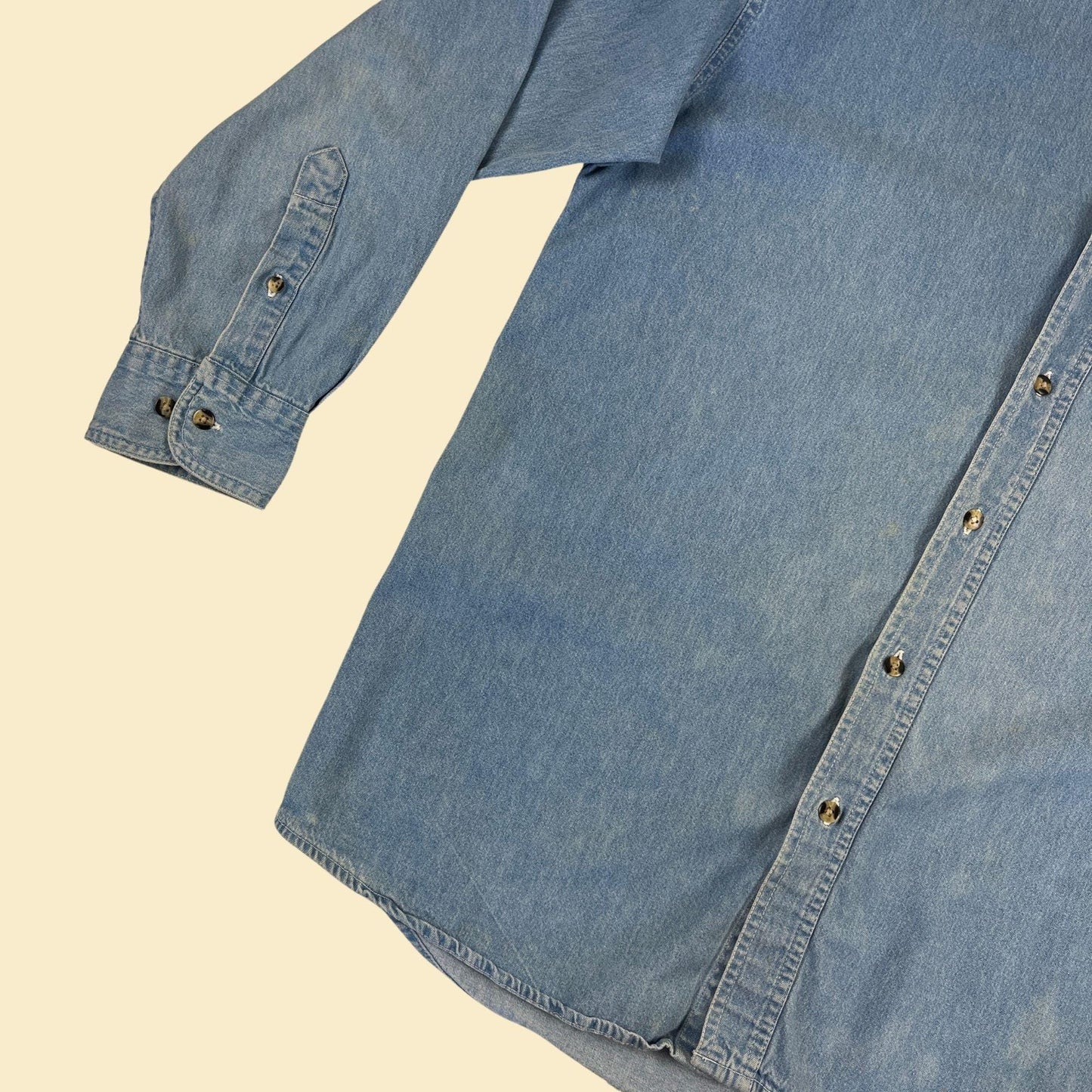 1990s M denim shirt w/ Grand Casino logo, vintage long sleeve chambray Las Vegas button down