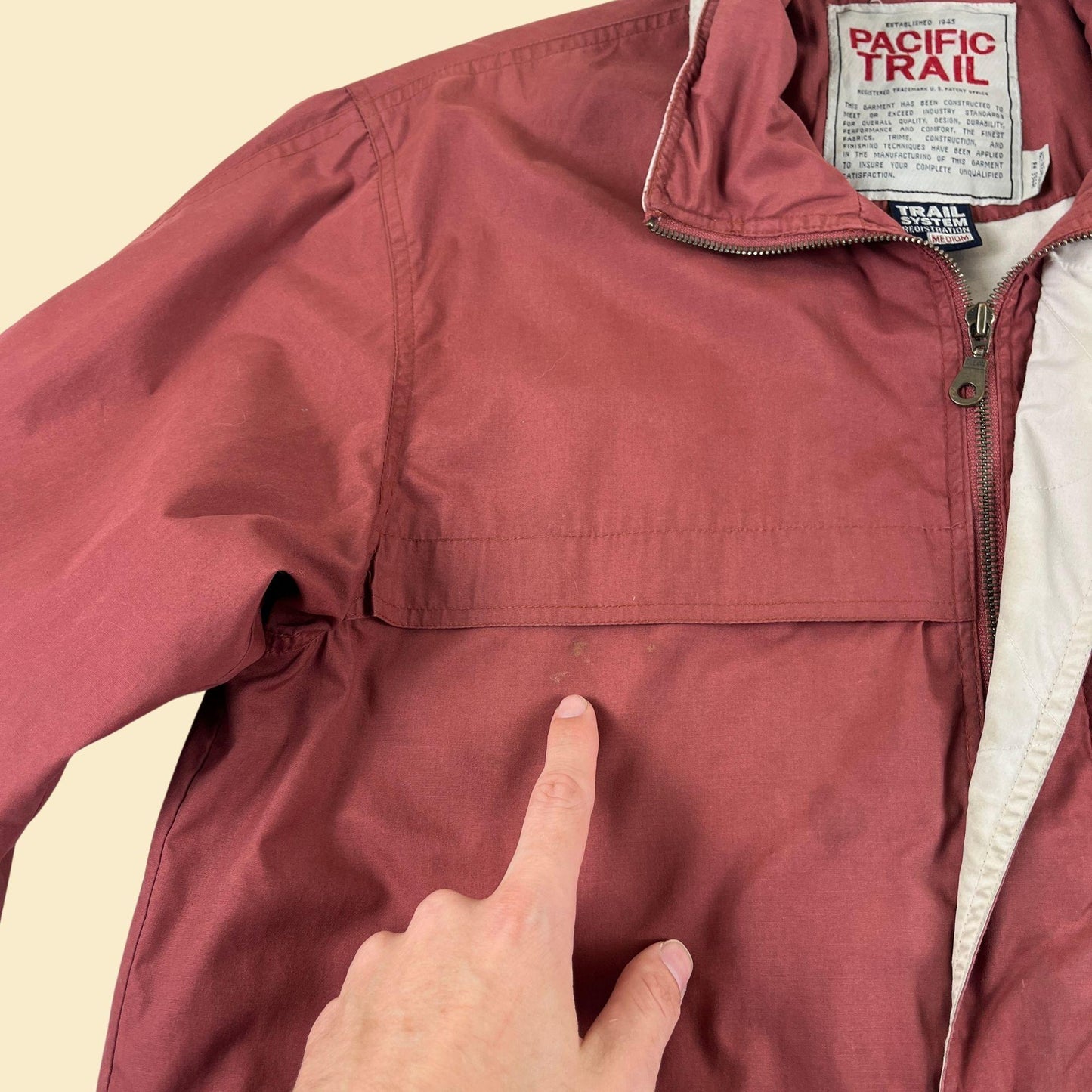 90s M hooded windbreaker by Pacific Trail, vintage burgundy outdoors men's casual jacket