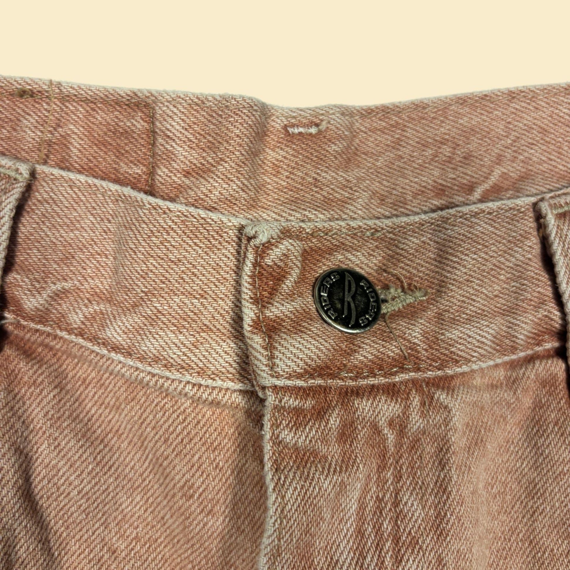 90s highrise red denim shorts, size 16 vintage acid wash Lee Riders women's shorts