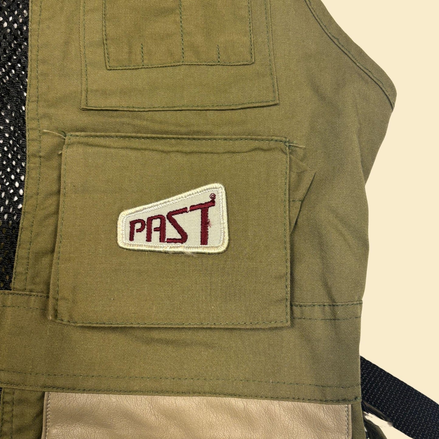 1980s L hunting vest by PAST corp, vintage men's zip up mesh & cotton utility vest