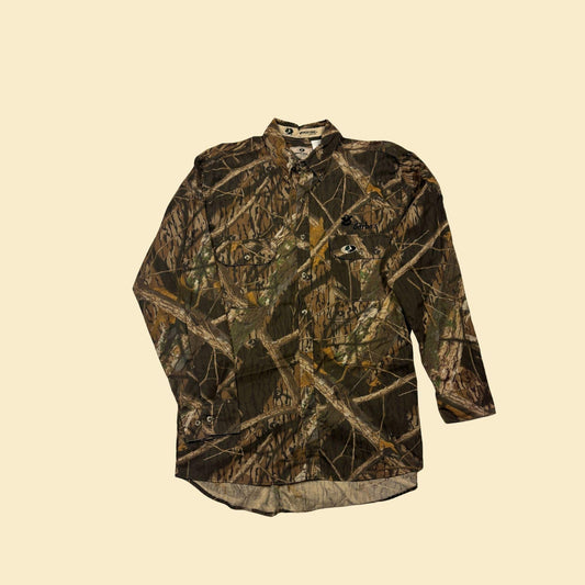 90s L camo button down shirt by Mossy Oak, vintage men's long sleeve camouflage shirt