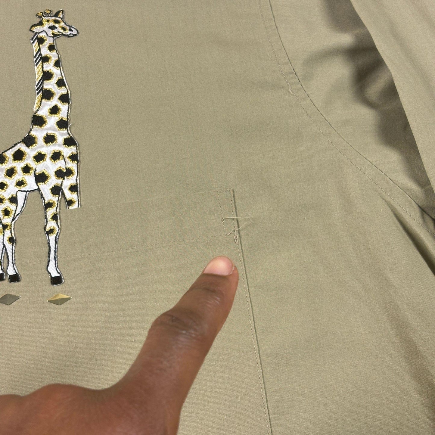 80s/90s giraffe shirt by Marquis, size XL tan giraffe embroidery button down top