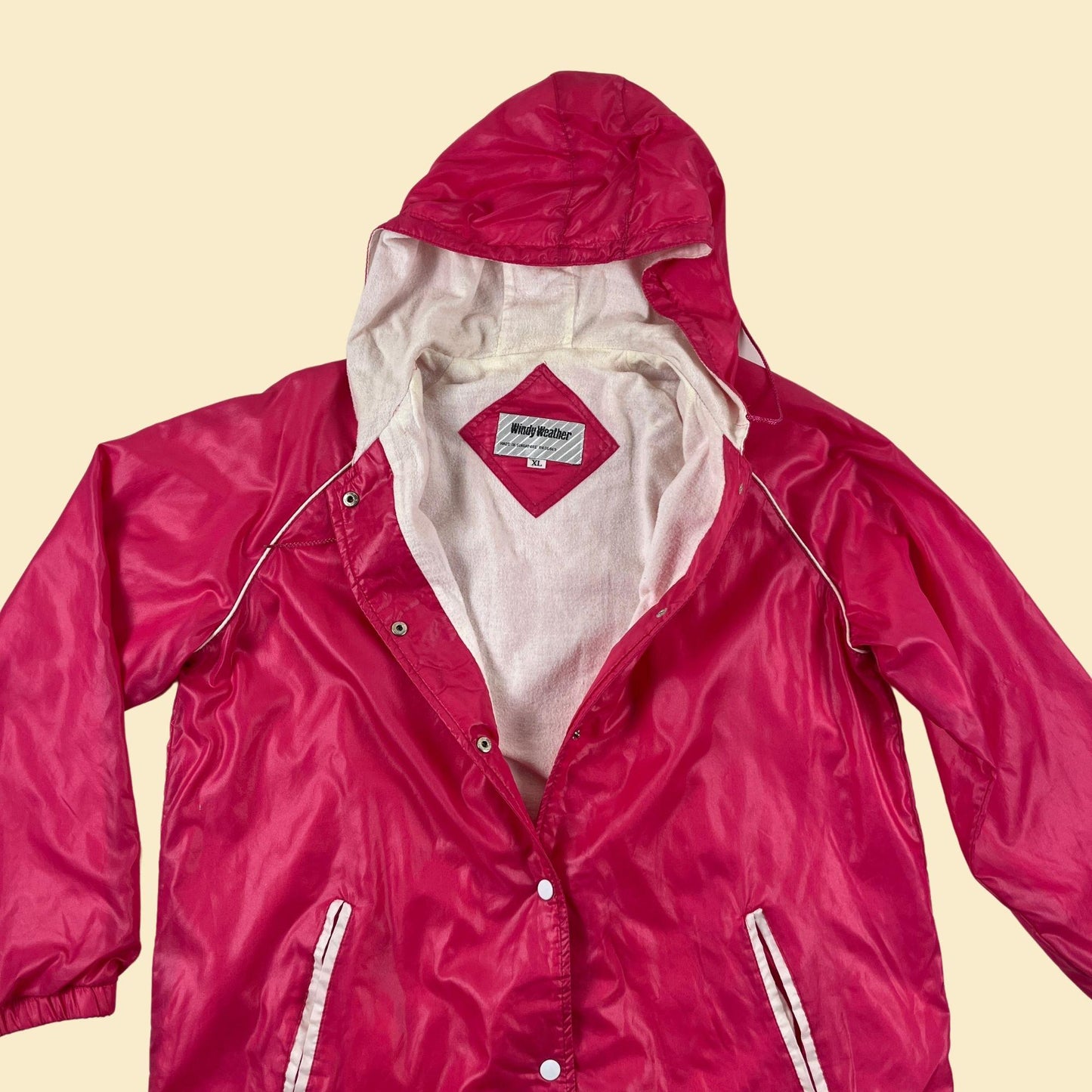 70s/80s XL hot pink windbreaker by Windy Weather, vintage snap clasp hooded pink & white jacket