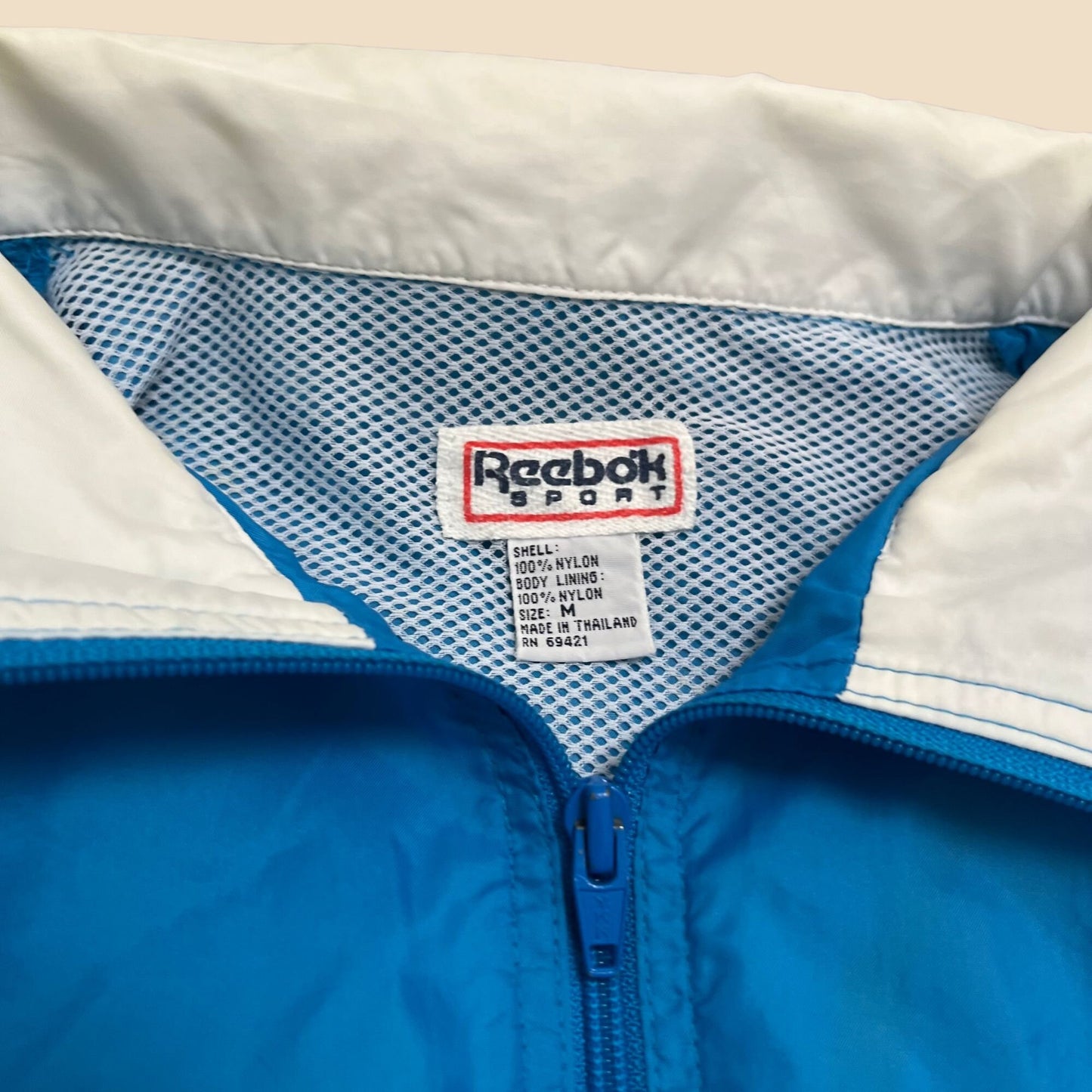 90s medium Reebok patterned windbreaker jacket, 1990s color block blue black and white windbreaker, men's puffy windbreaker