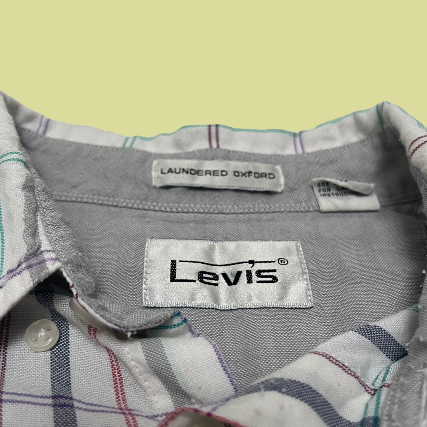 90s large Levi's plaid white short sleeve shirt, vintage button down short sleeve men's shirt, oxford white and purple large top