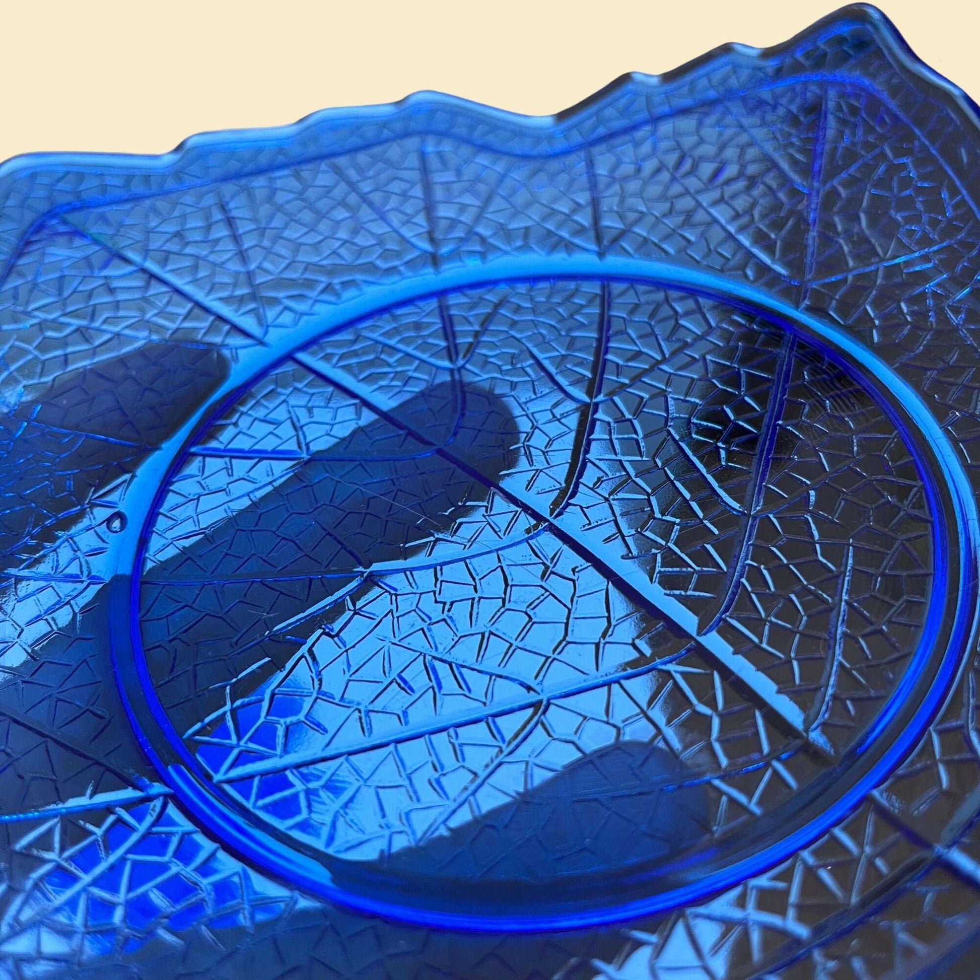 Set of 2 LE Smith cobalt blue leaf shaped glass plates, 1930s Mt. Pleasant Cobalt Blue plates, vintage 30s glasswear