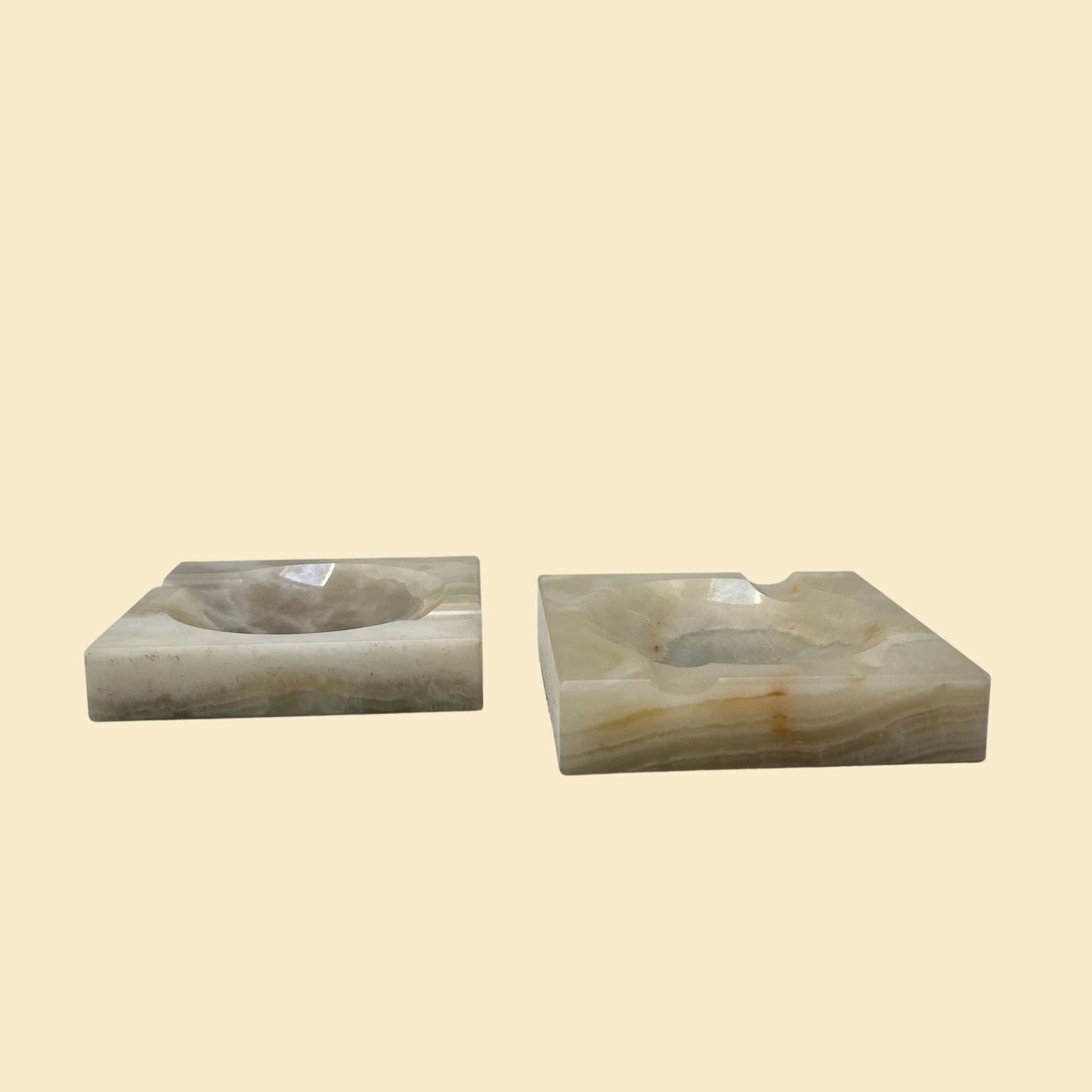 Set of 2 vintage onyx ash trays, 1970s square shaped stone ash trays