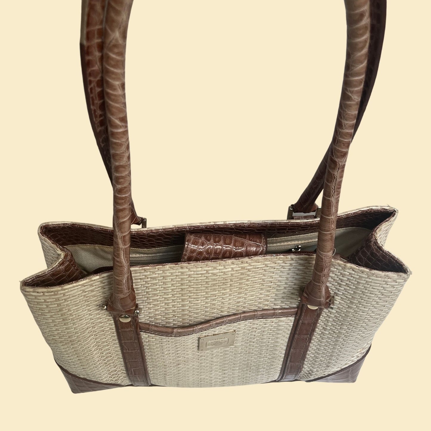 Liz Claiborne Y2K woven shoulder bag, vintage early 2000s tan purse with faux leather