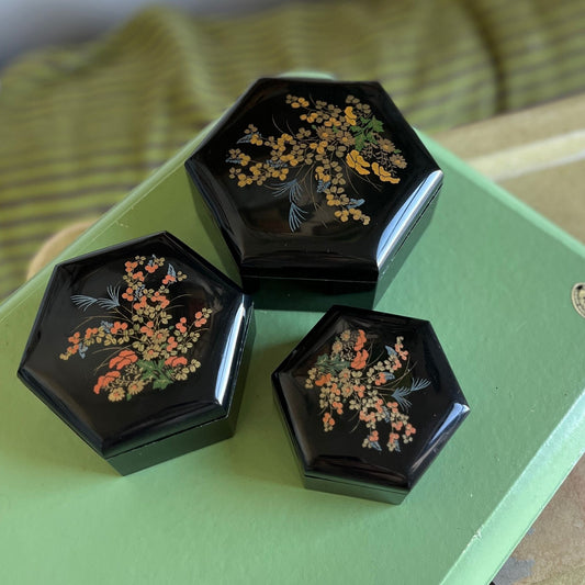 Set of 3 floral nesting boxes, vintage 1980s hexagon shaped flower patterned containers