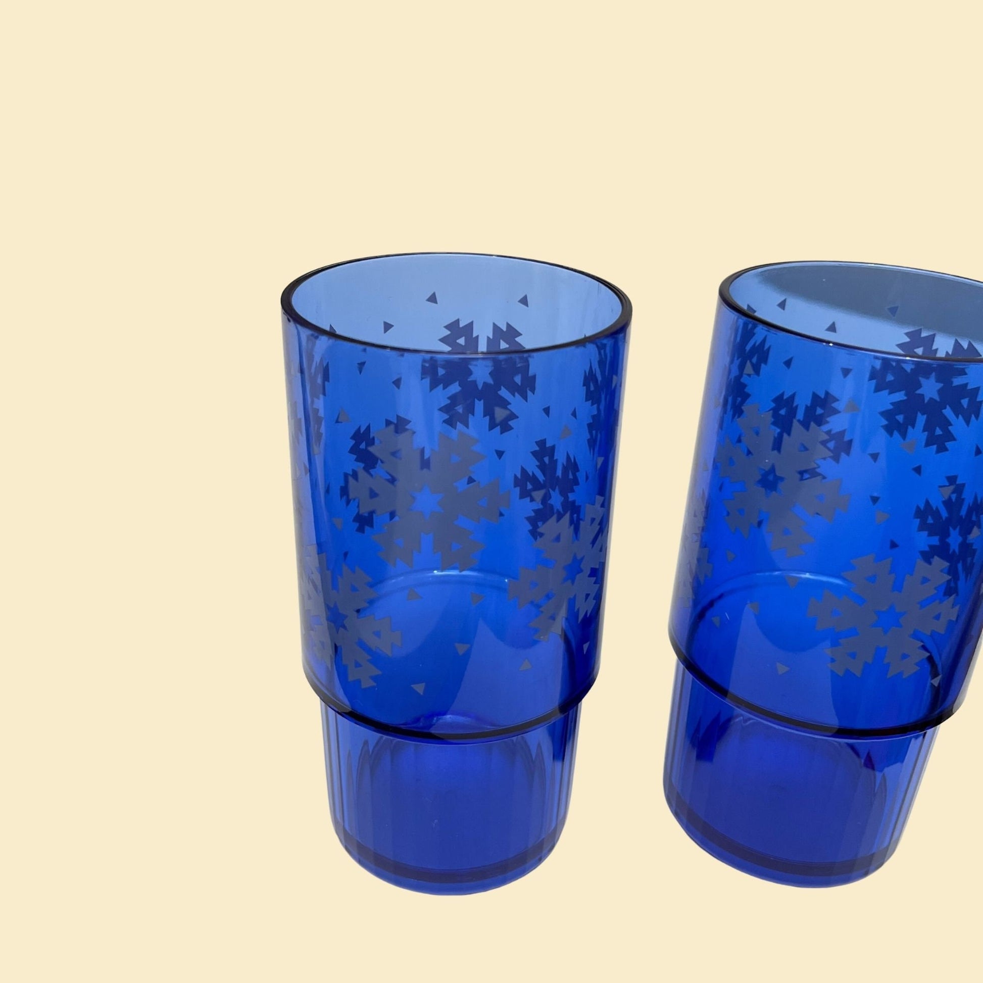 1980s Tupperware blue snowflake 14oz tumblers, vintage set of 2 acrylic drinking cups, model 1673B