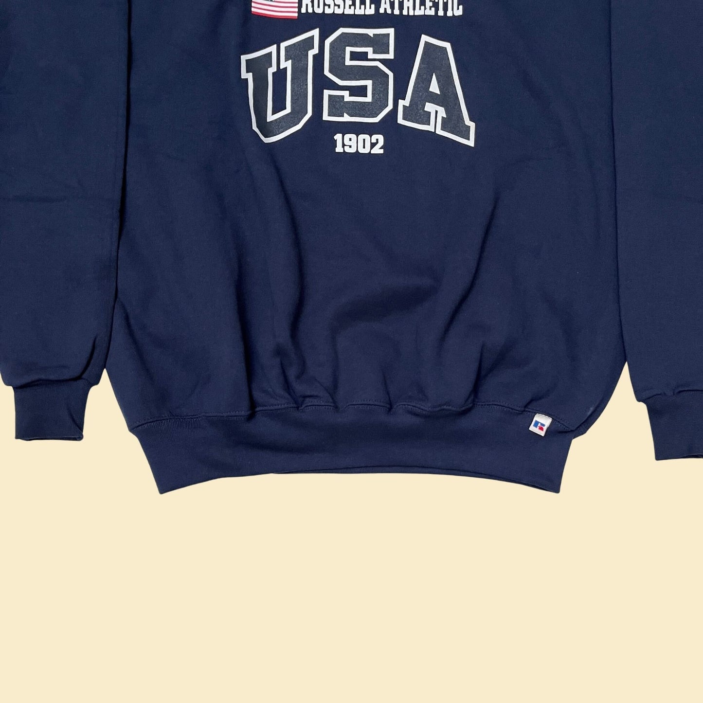 90s XXL Russell Athletic American flag crewneck sweatshirt, vintage 1990s Russel Athletic USA 1902 front logo pullover