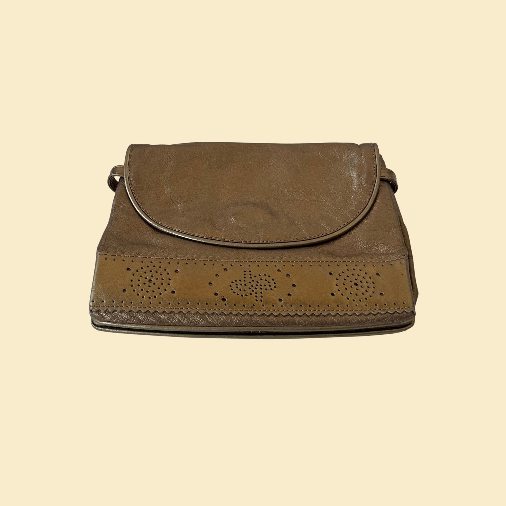 80s clutch by Maurizio Righini Piazza di Spagna Roma, vintage gold leather handbag with top flap