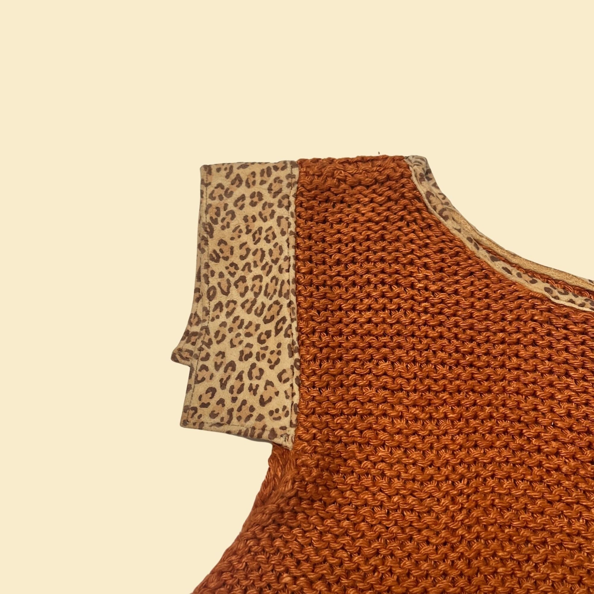 70s knit tank top / vest in burnt orange with leopard print details by Marie Barone, size small vintage women's top