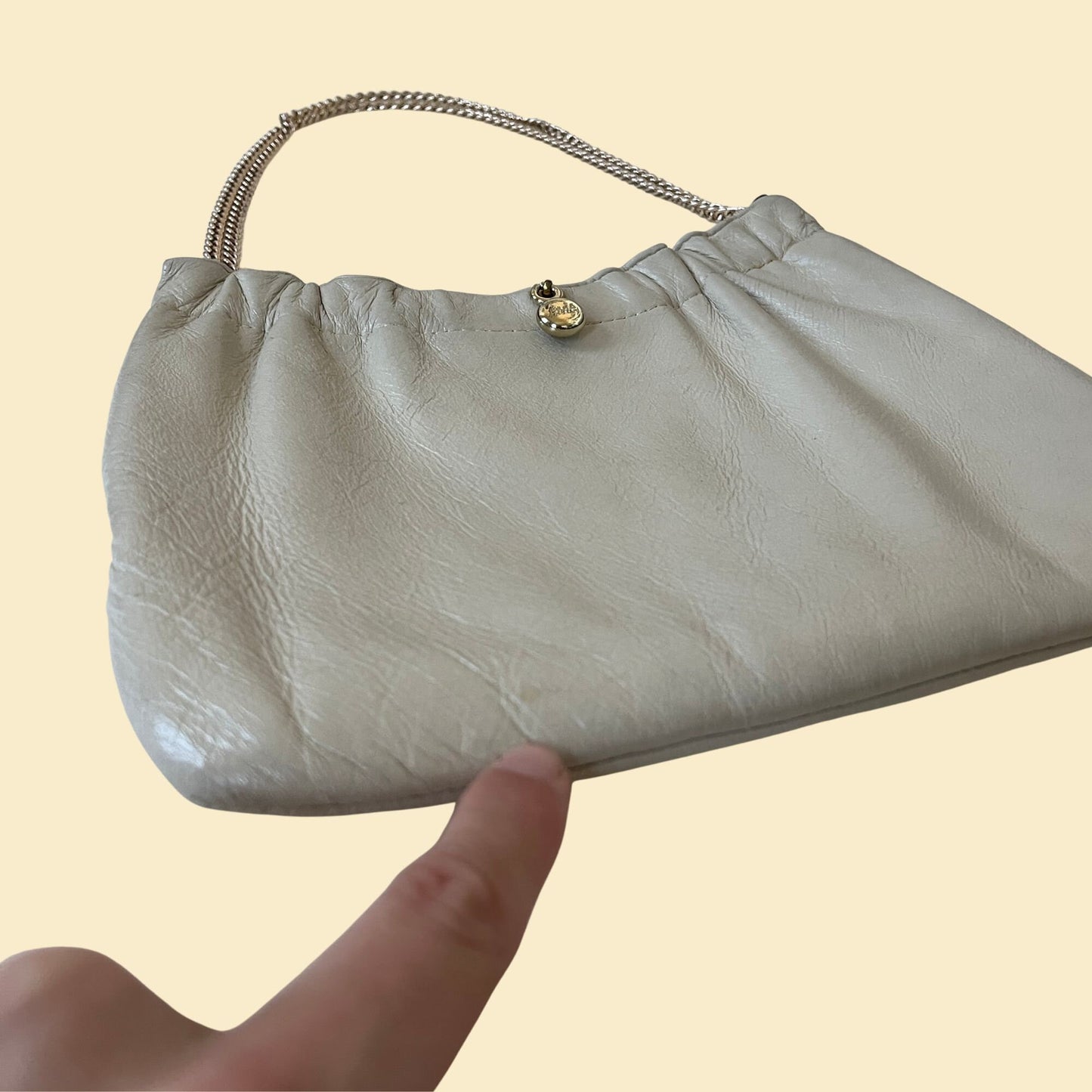 80s cream leather shoulder bag by Andé, vintage 1980s white / ivory handbag with chain strap