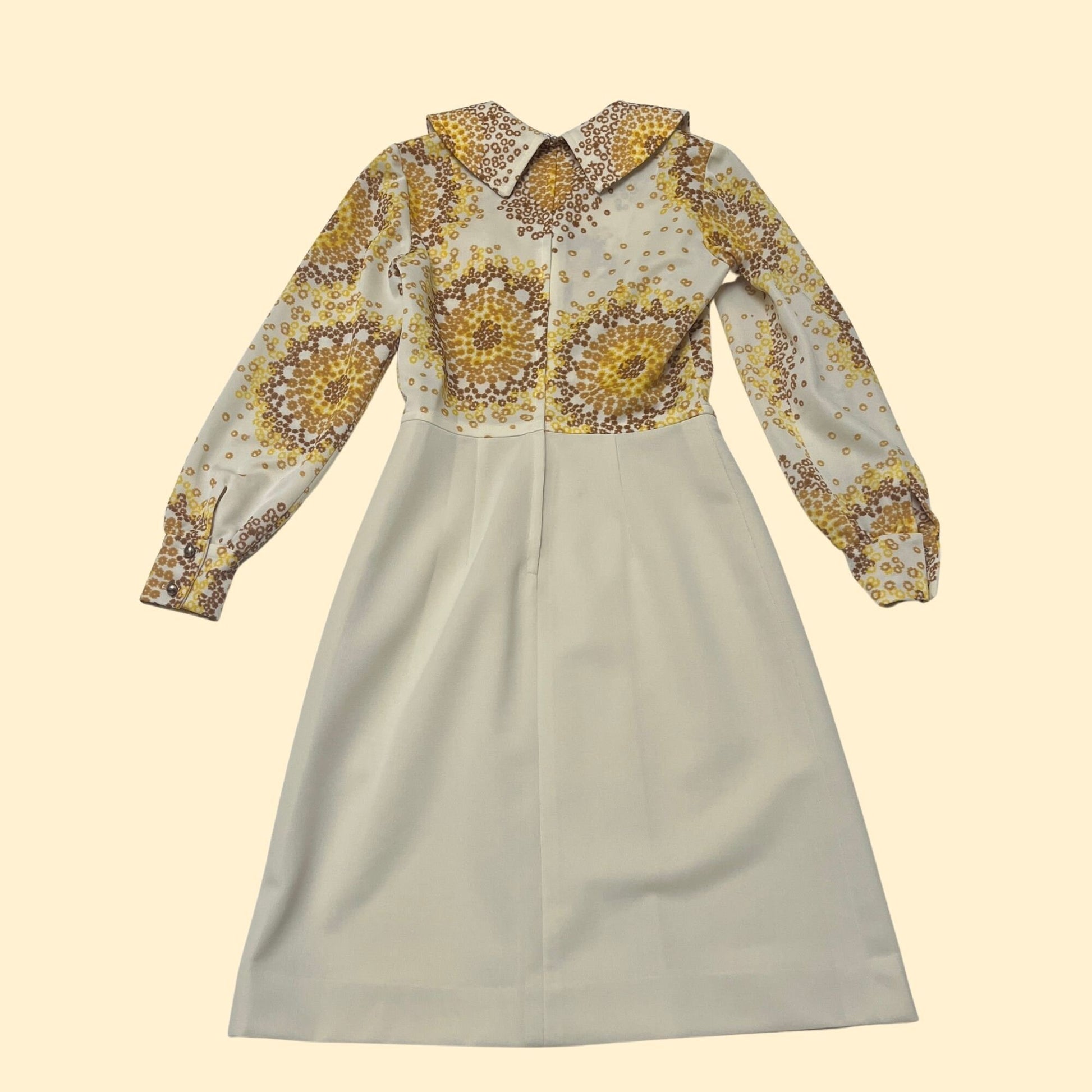 70s floral fit & flare dress, vintage mustard yellow and beige psychedelic 1970s sleeved midi dress