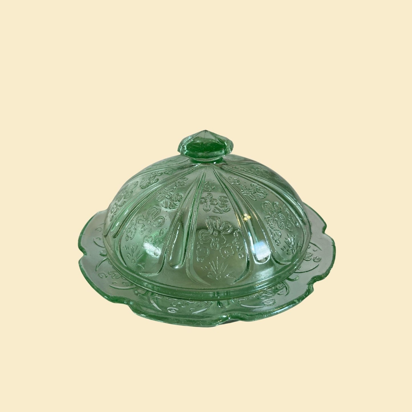 1940s green depression glass candy dish with lid, green lidded dish with floral pattern