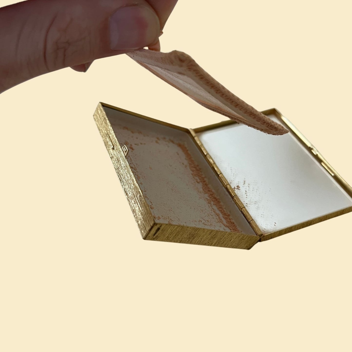 Vintage 1930s cosmetic compact by Luzier, rectangular gold/brass vanity makeup compact with mirror