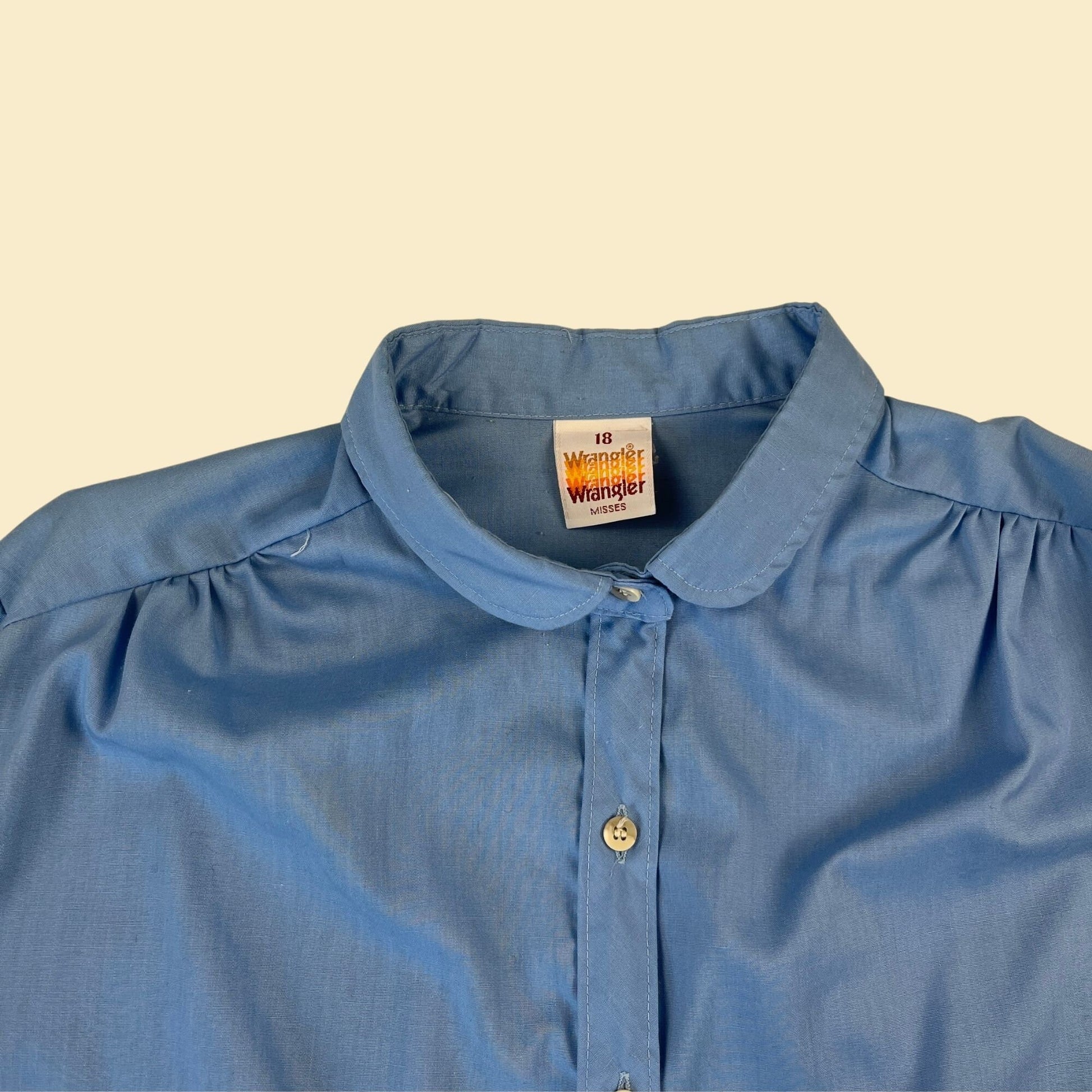 70s Wrangler Misses blue blouse w/ Peter Pan collar, 'size 18' (modern S-M) lightweight button down shirt