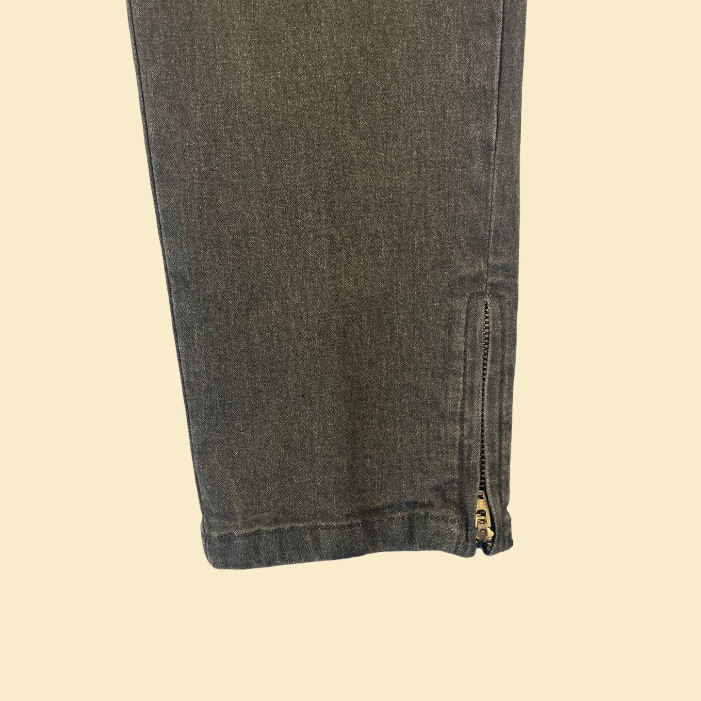 90s / Y2K high waisted straight leg brown denim pants. size LT vintage jeans by DG2 by Diane Gilman