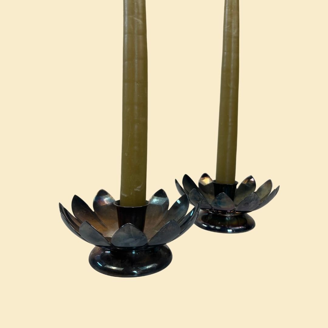 Set of 2 flower shaped candle holders, vintage 1970s Reed & Barton silver plated tulip taper candlestick holders