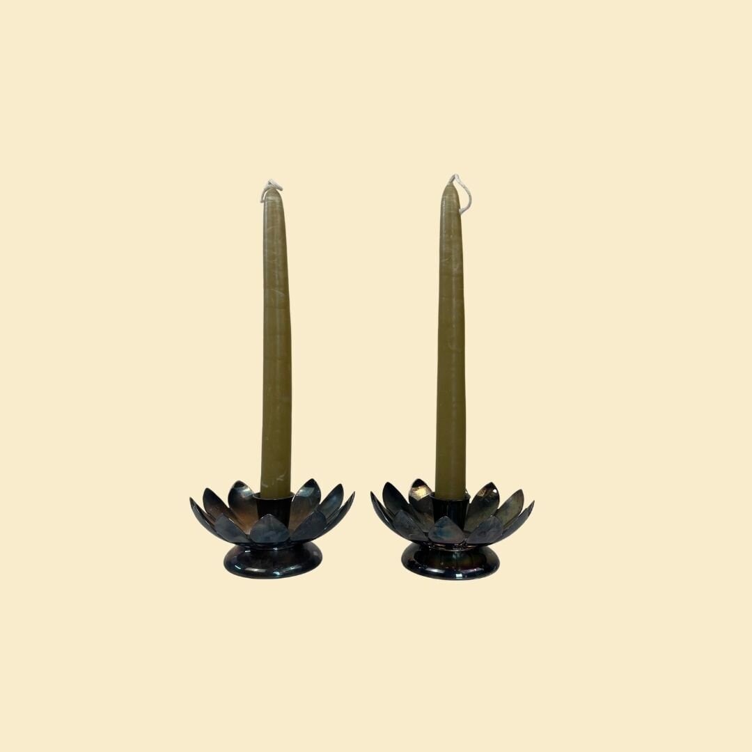 Set of 2 flower shaped candle holders, vintage 1970s Reed & Barton silver plated tulip taper candlestick holders